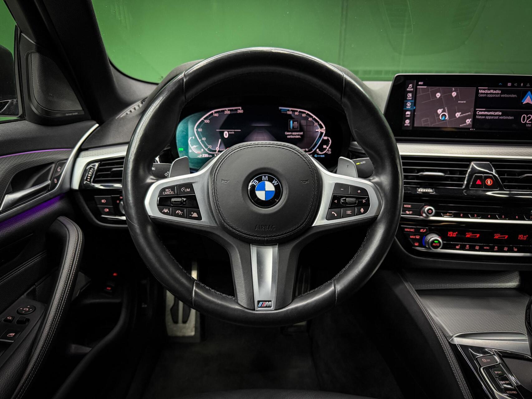 Foto van BMW 530e xDrive Iperformance