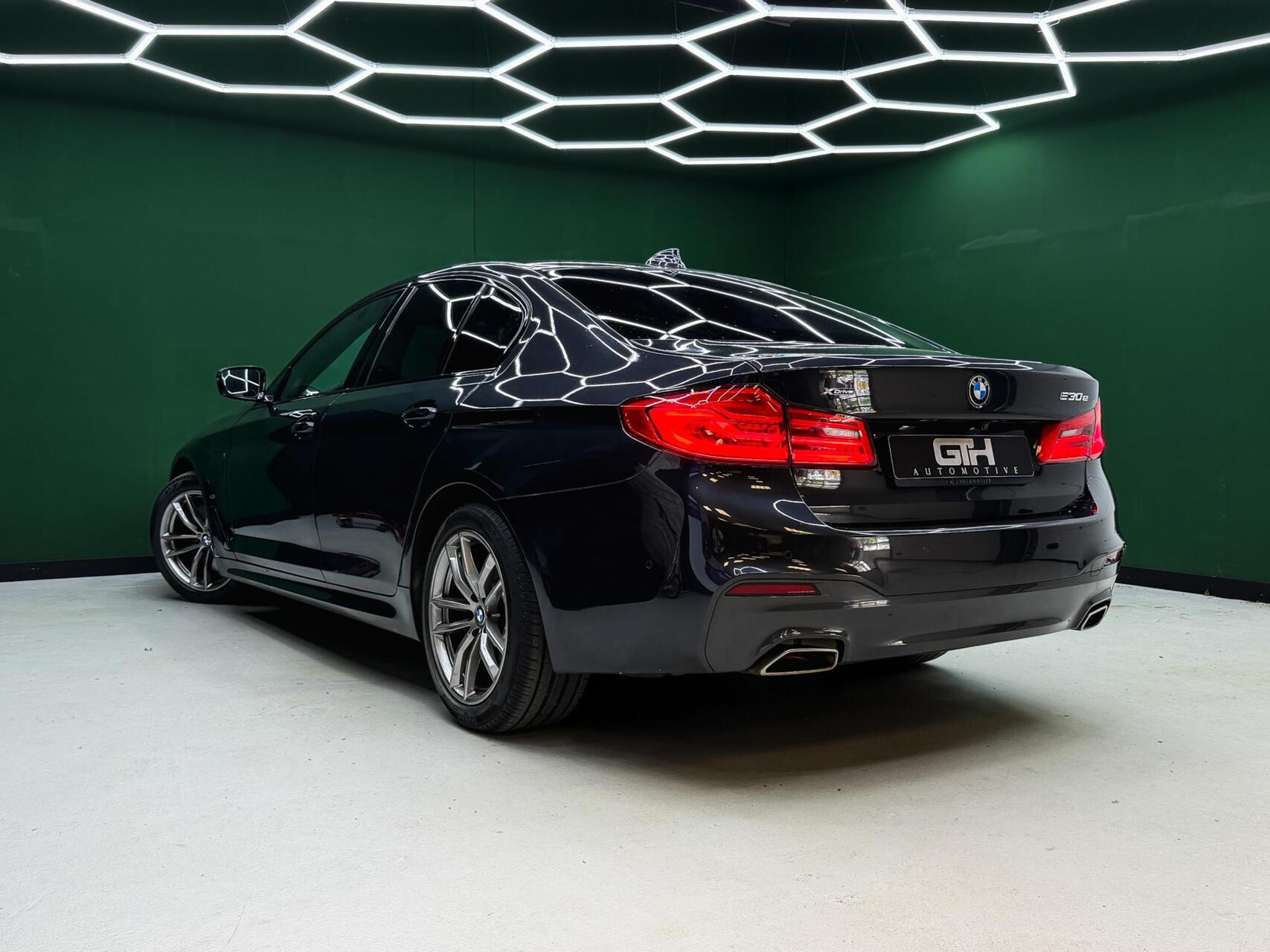 Foto van BMW 530e xDrive Iperformance
