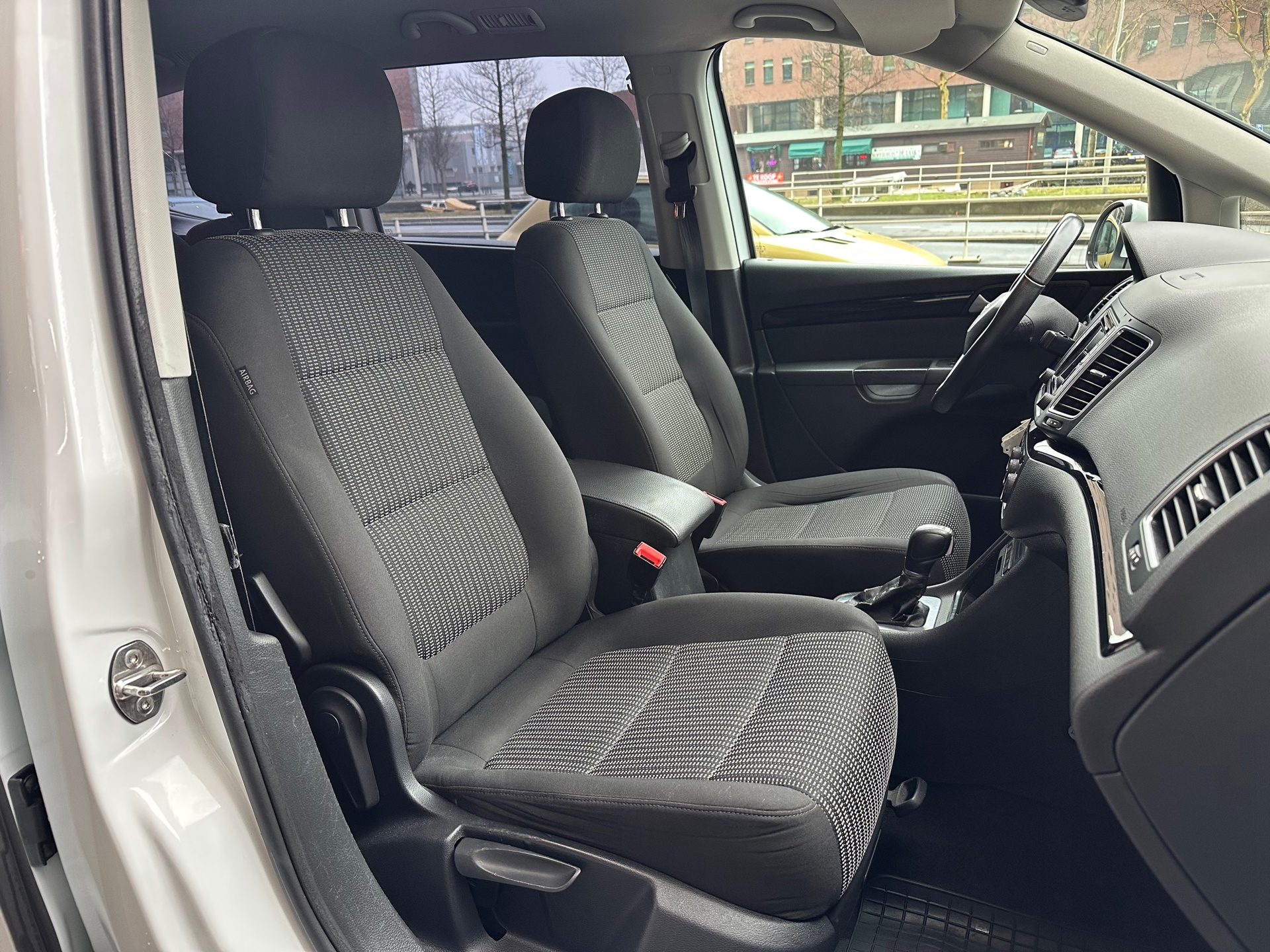 Foto van Seat Alhambra
