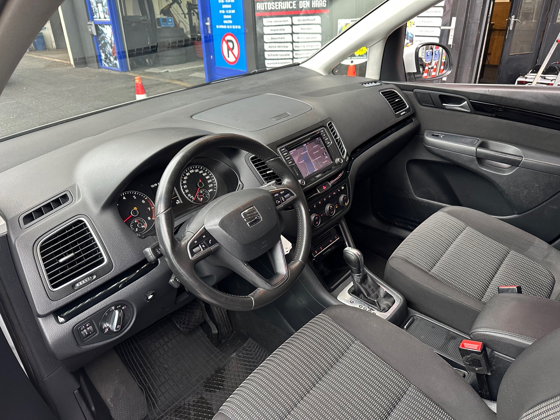 Foto van Seat Alhambra