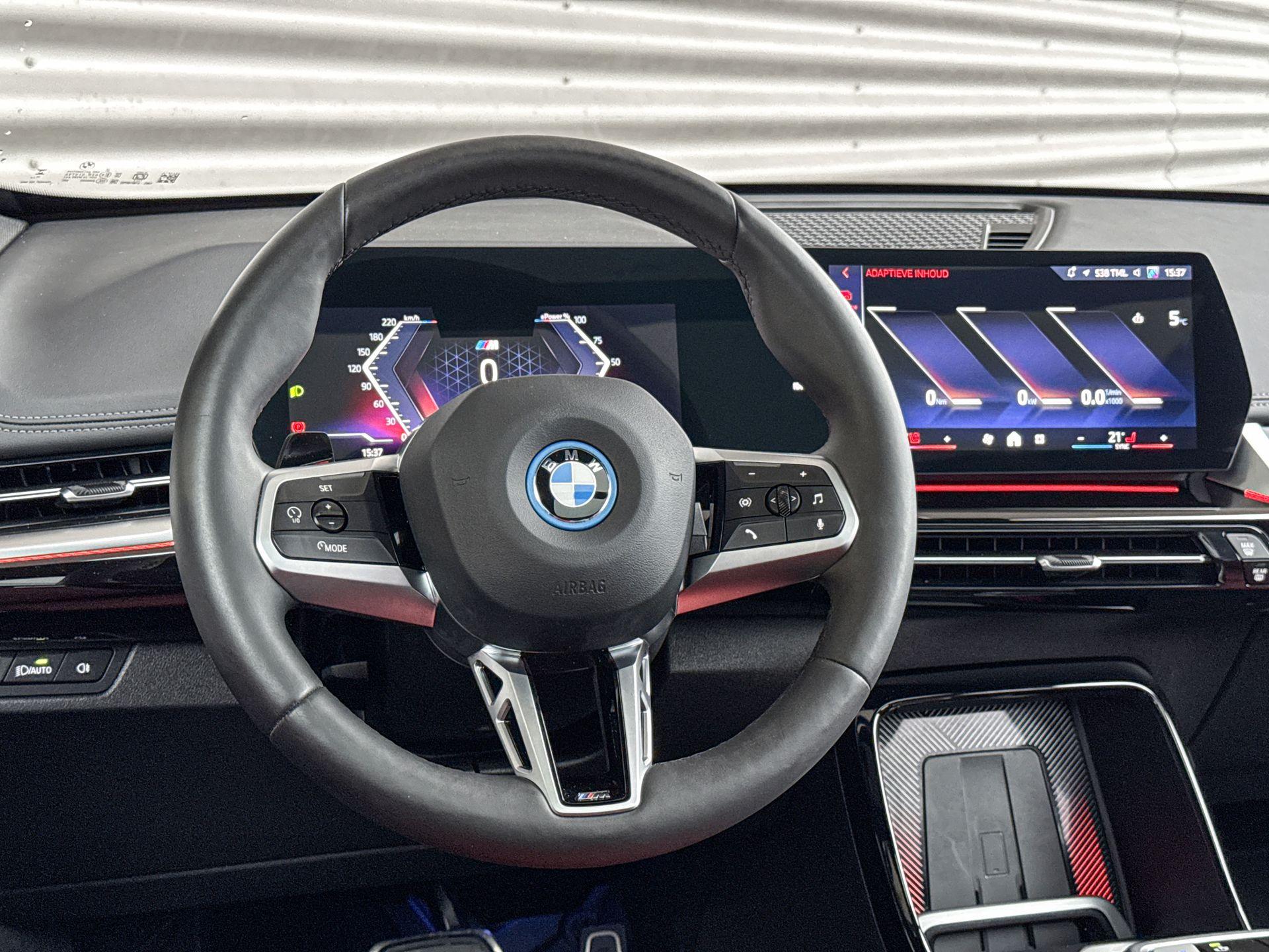 Foto van BMW Ix1 Xdrive30