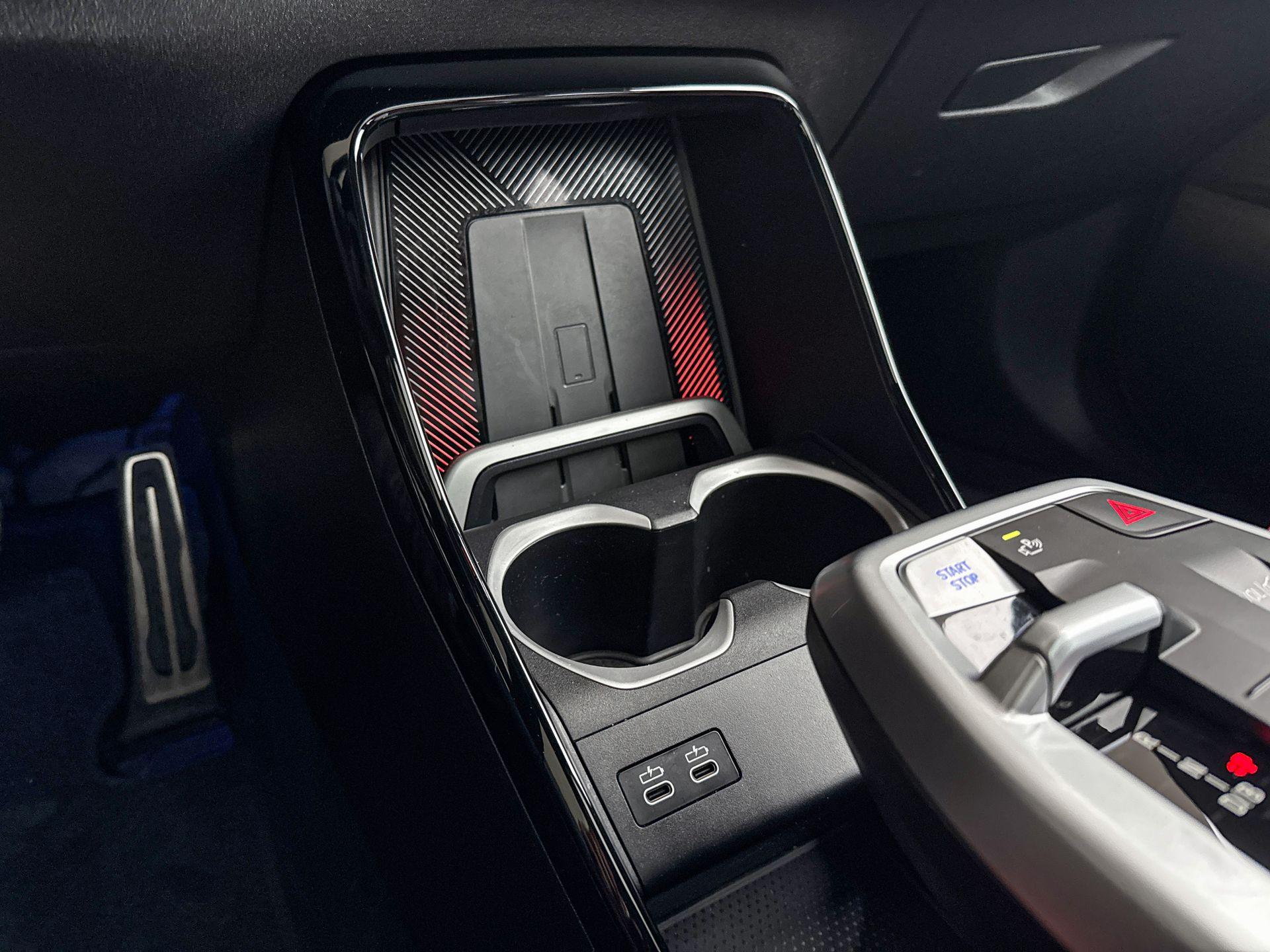 Foto van BMW Ix1 Xdrive30