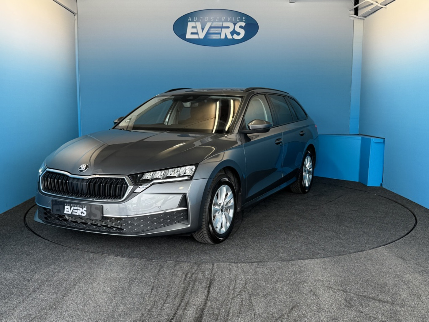 Skoda Octavia 1.5 TSI MHEV Bns.Ed. 2025 - voorkant