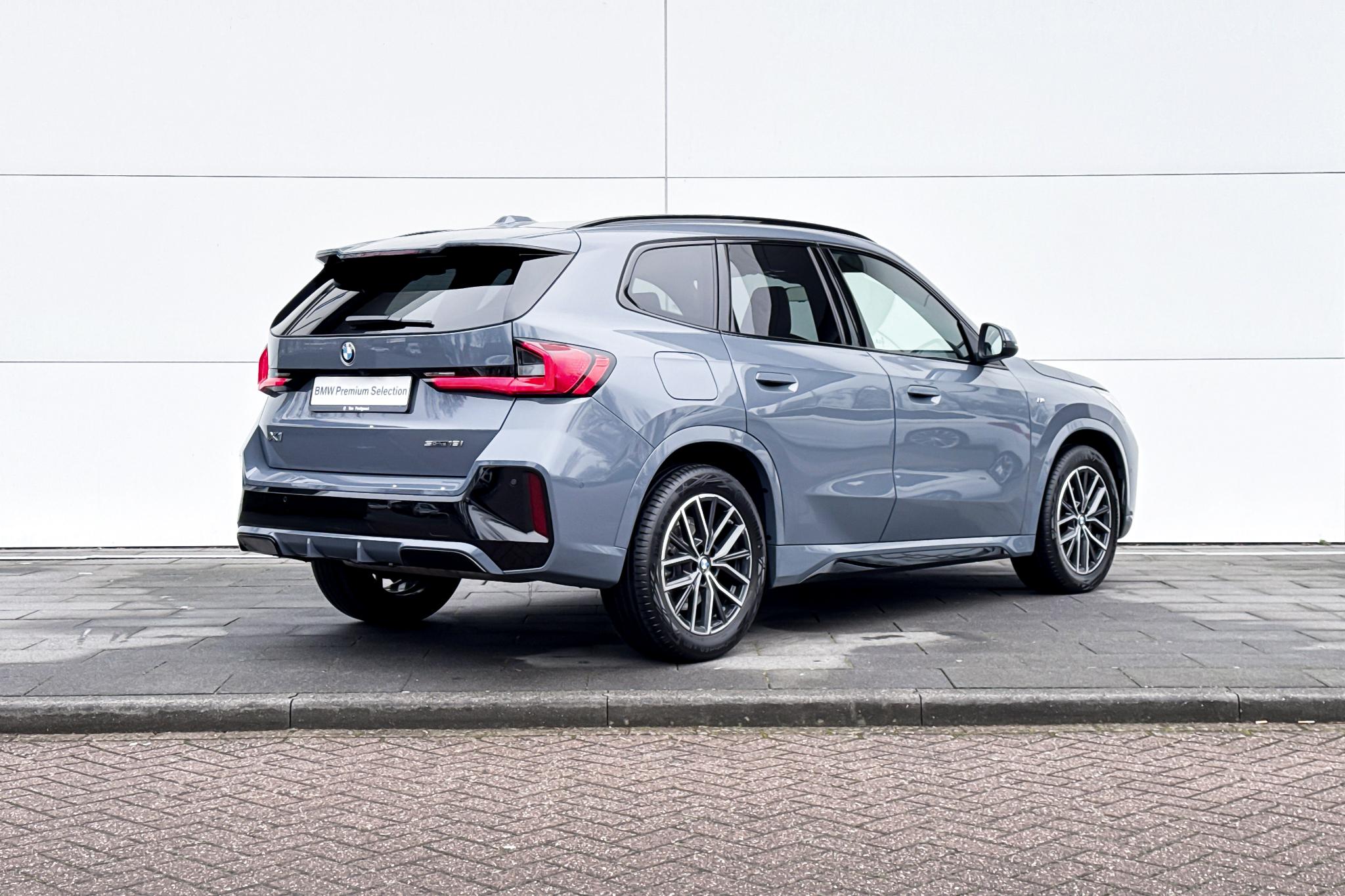 Foto van BMW X1 Sdrive18i