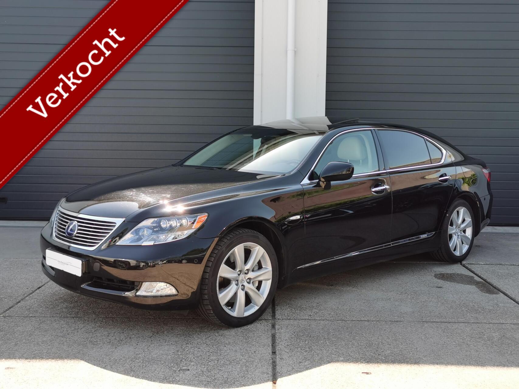 Lexus LS 600h L. President ottomanstoel 2007 - voorkant
