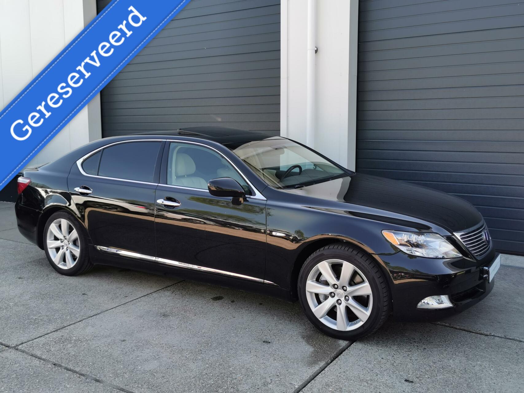Foto van Lexus LS