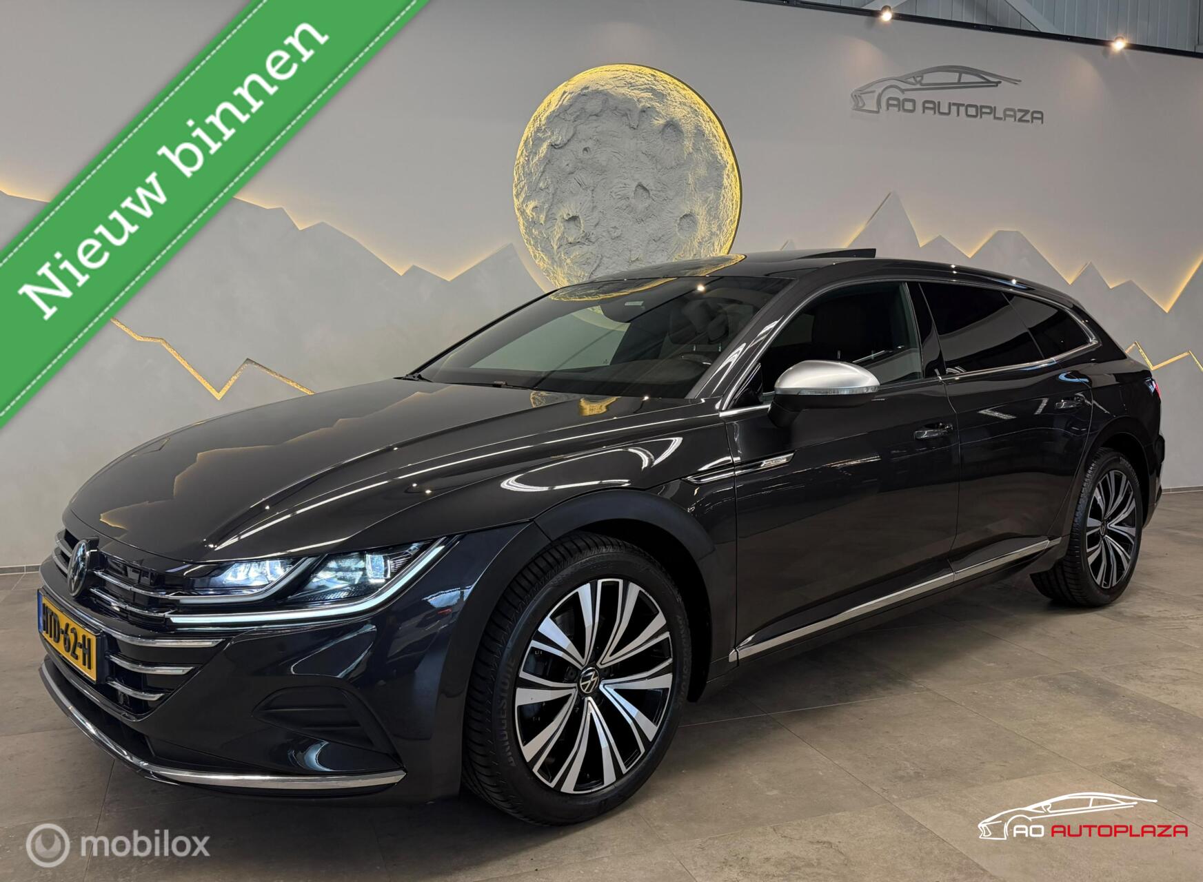 Volkswagen Arteon 1.4 TSI eHybrid Panorama/Keyless/Memory 2022 - voorkant