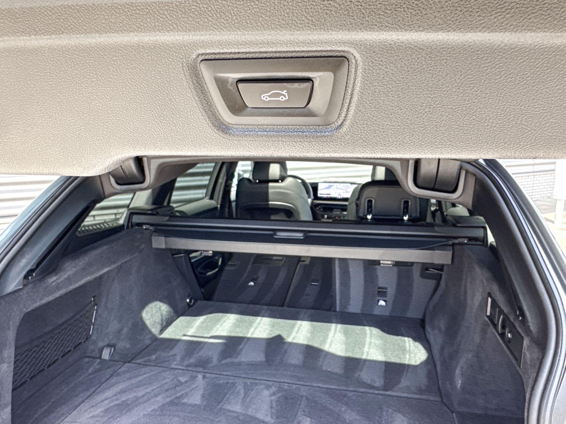 Foto van BMW 330e