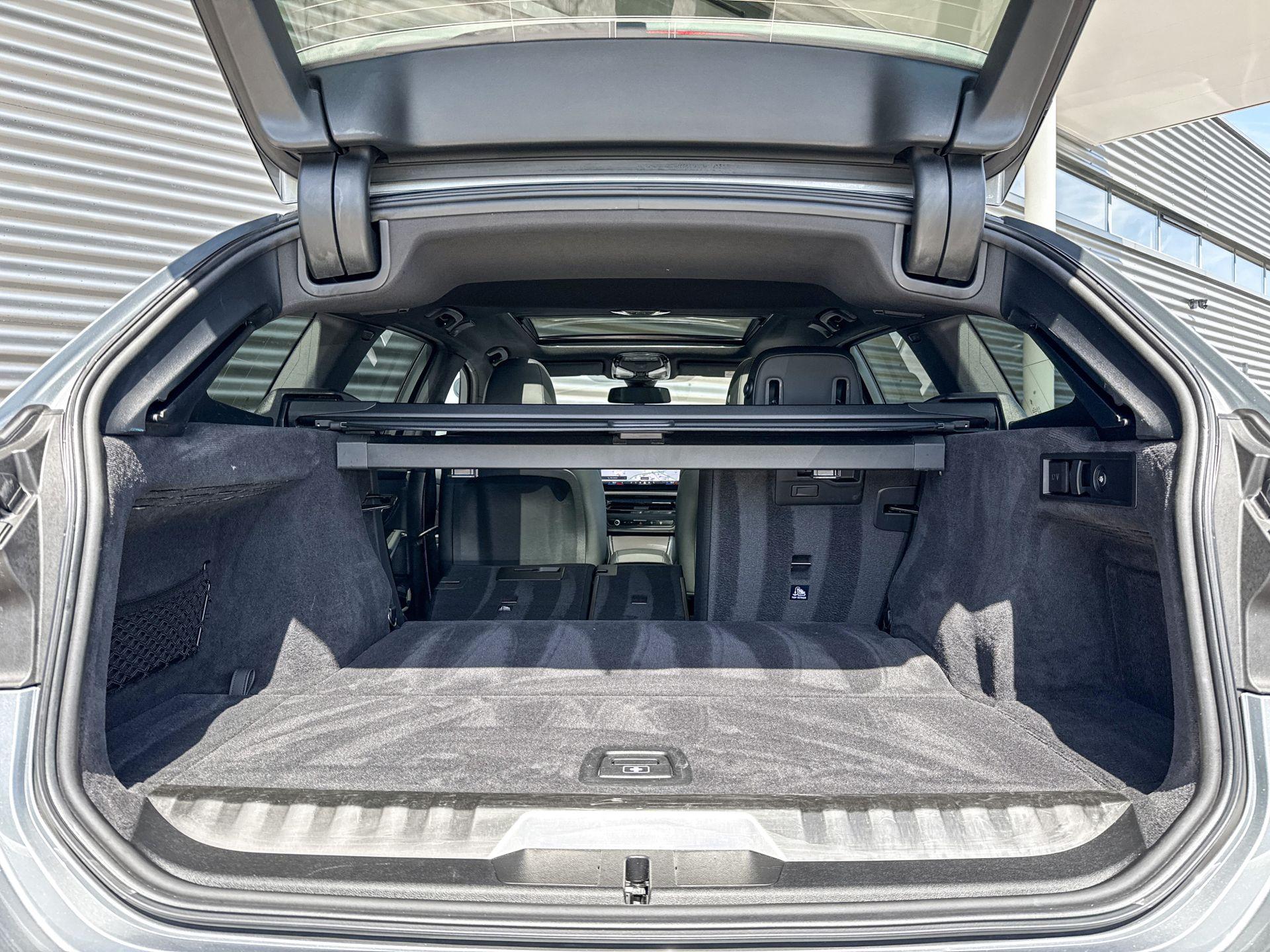 Foto van BMW 330e