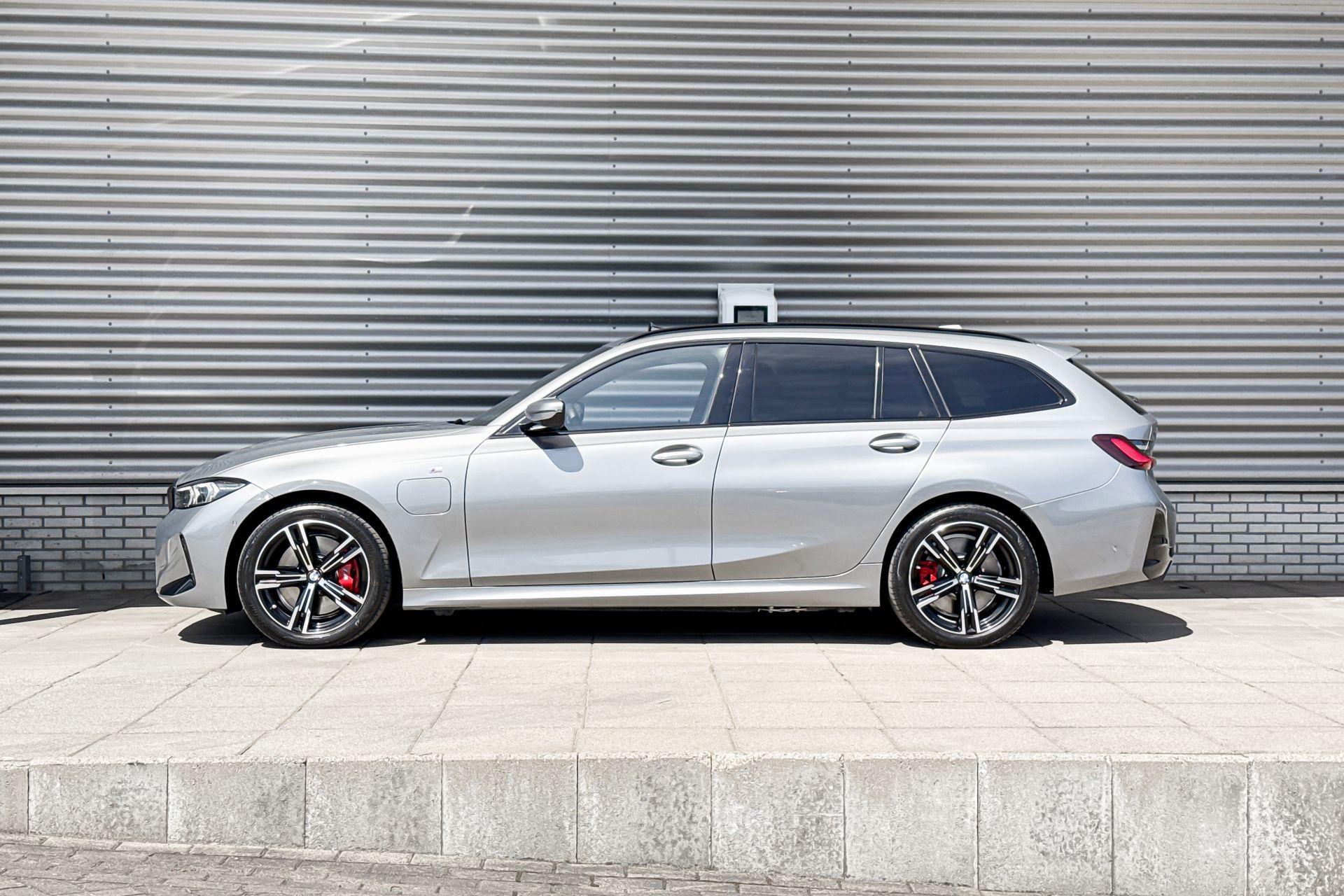 Foto van BMW 330e