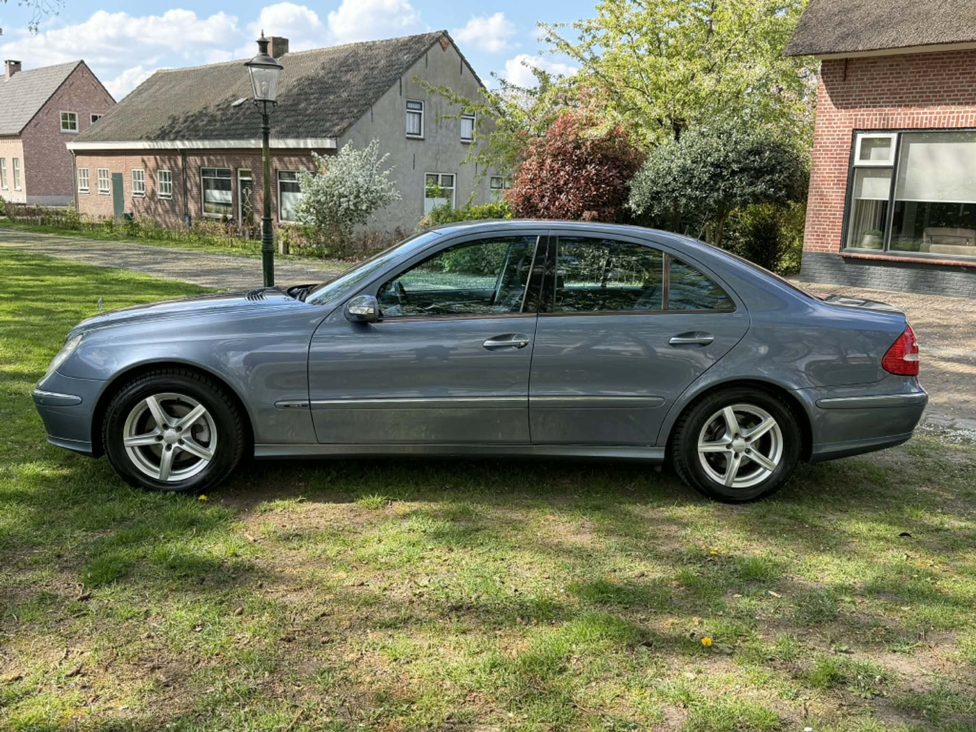 Foto van Mercedes-Benz E 200 CDI