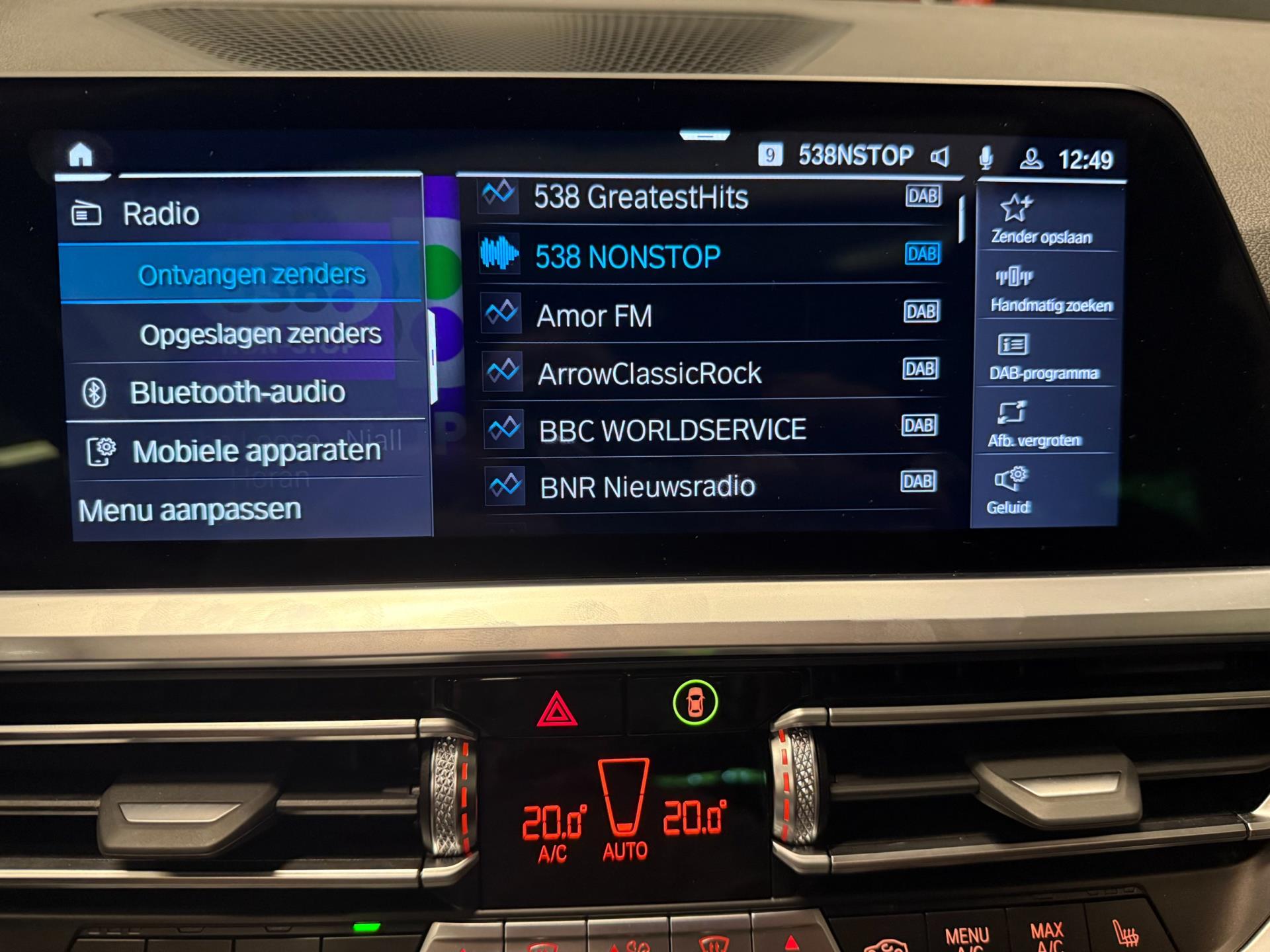 Foto van BMW 330e