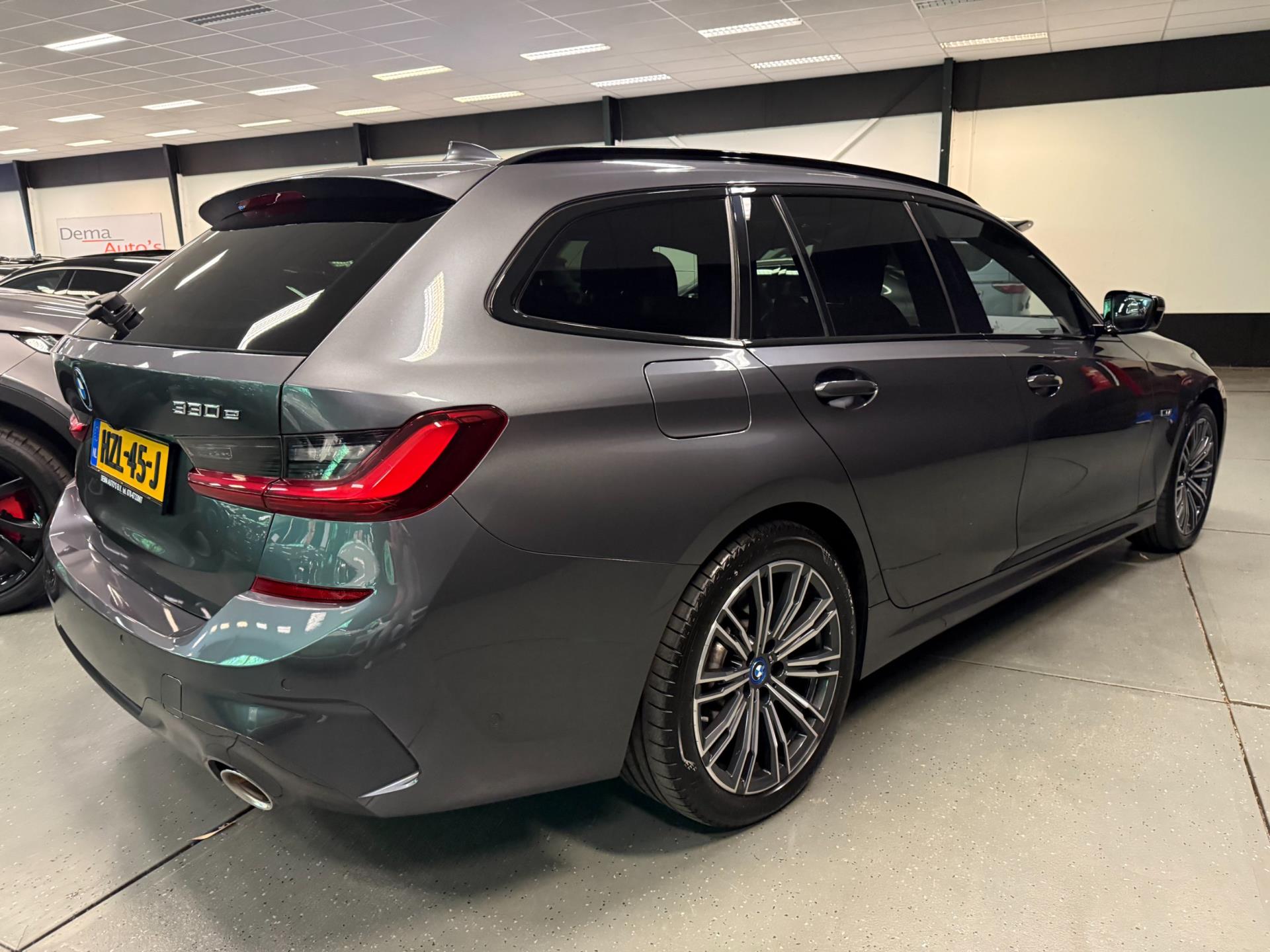Foto van BMW 330e
