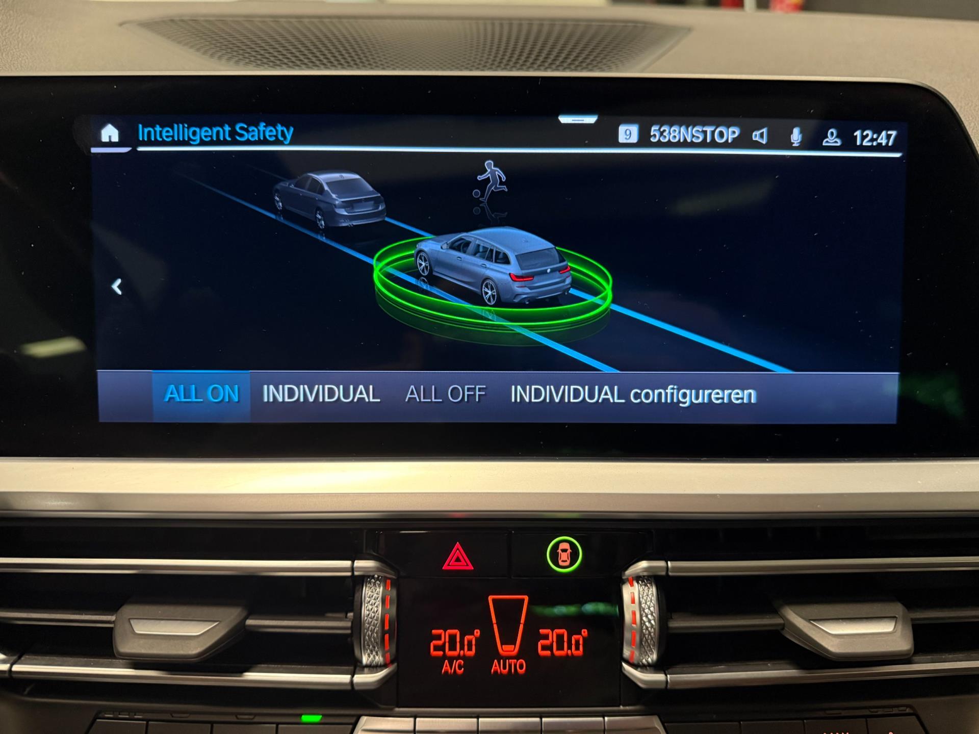 Foto van BMW 330e