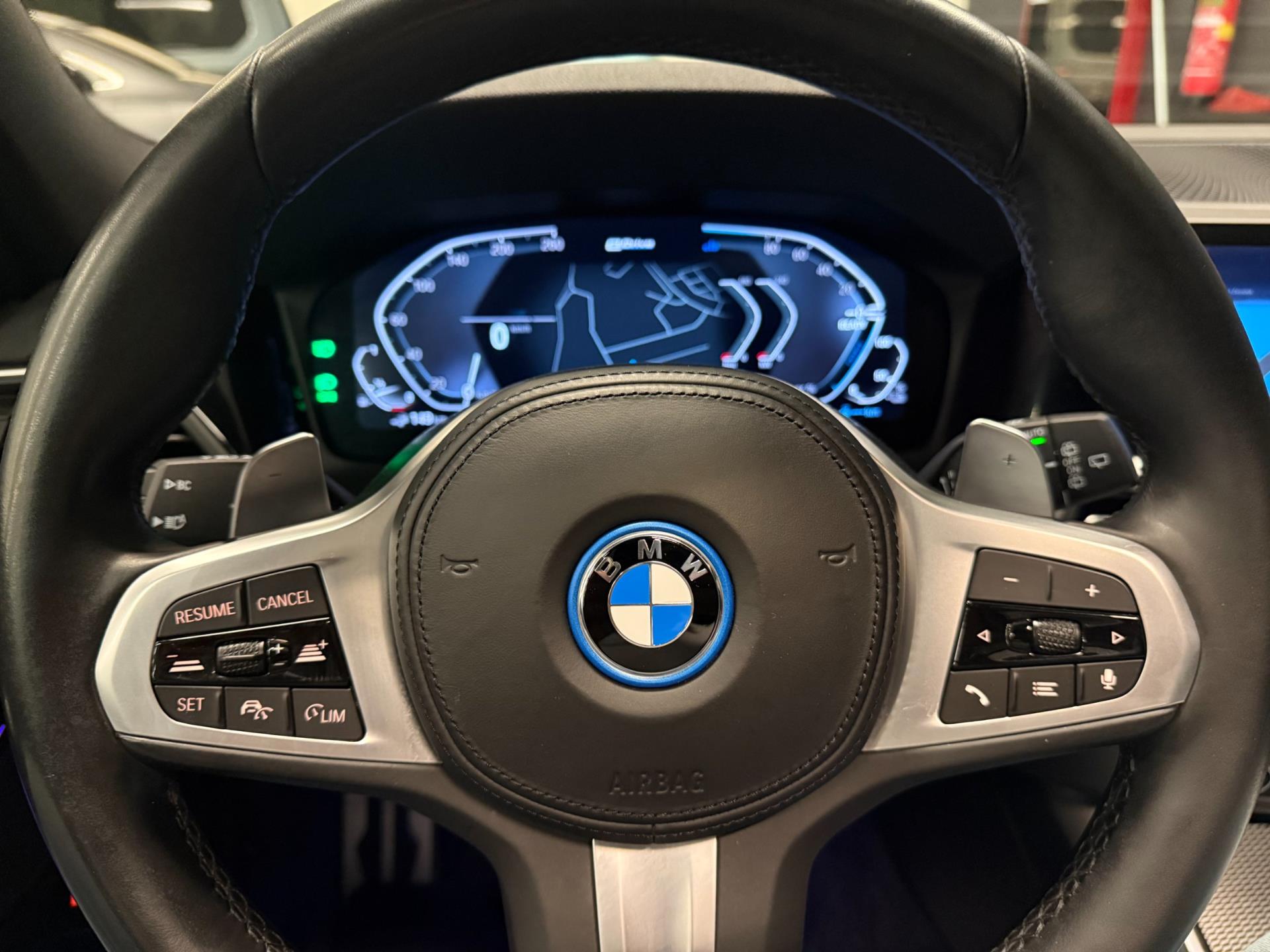 Foto van BMW 330e