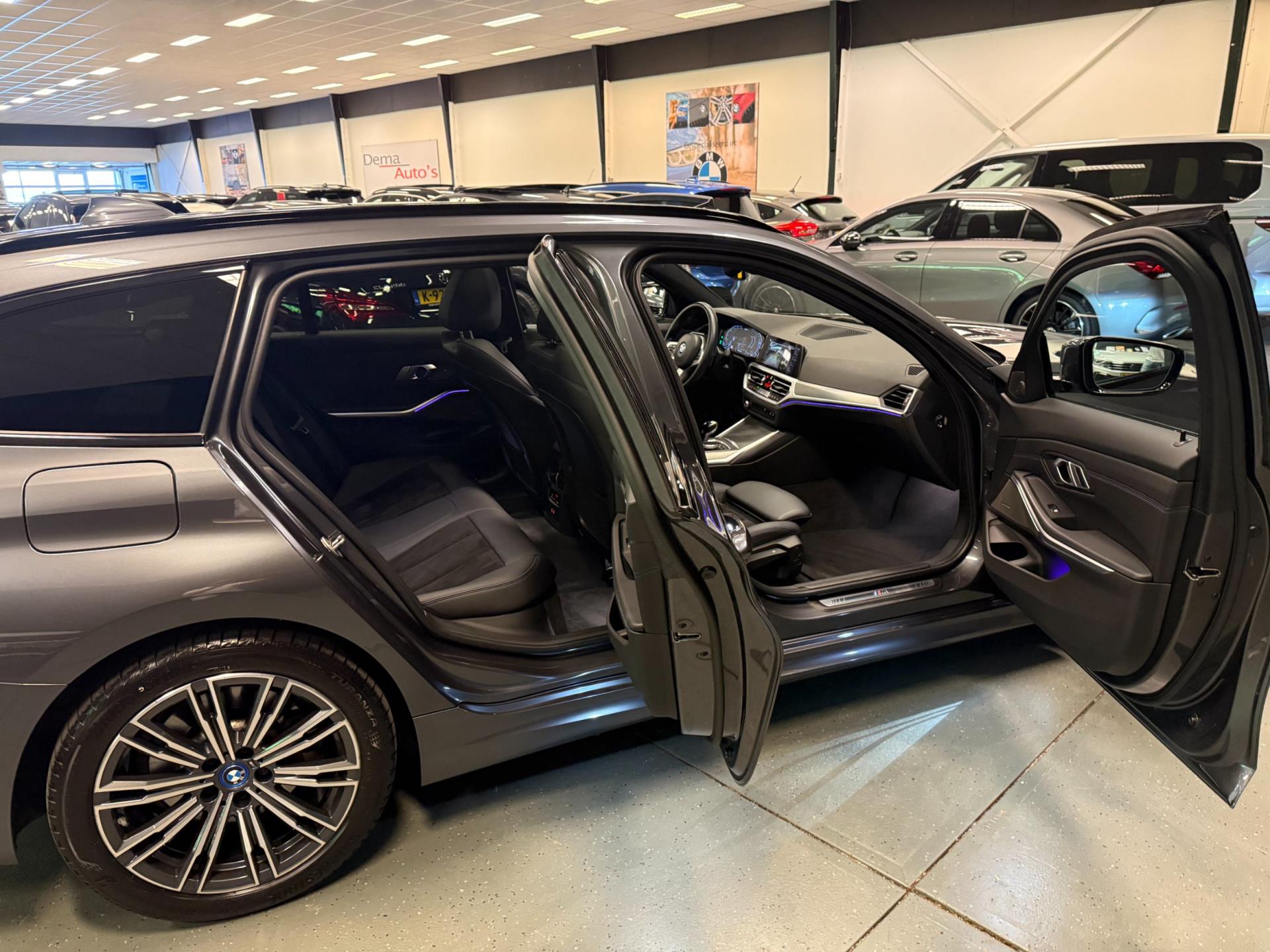 Foto van BMW 330e