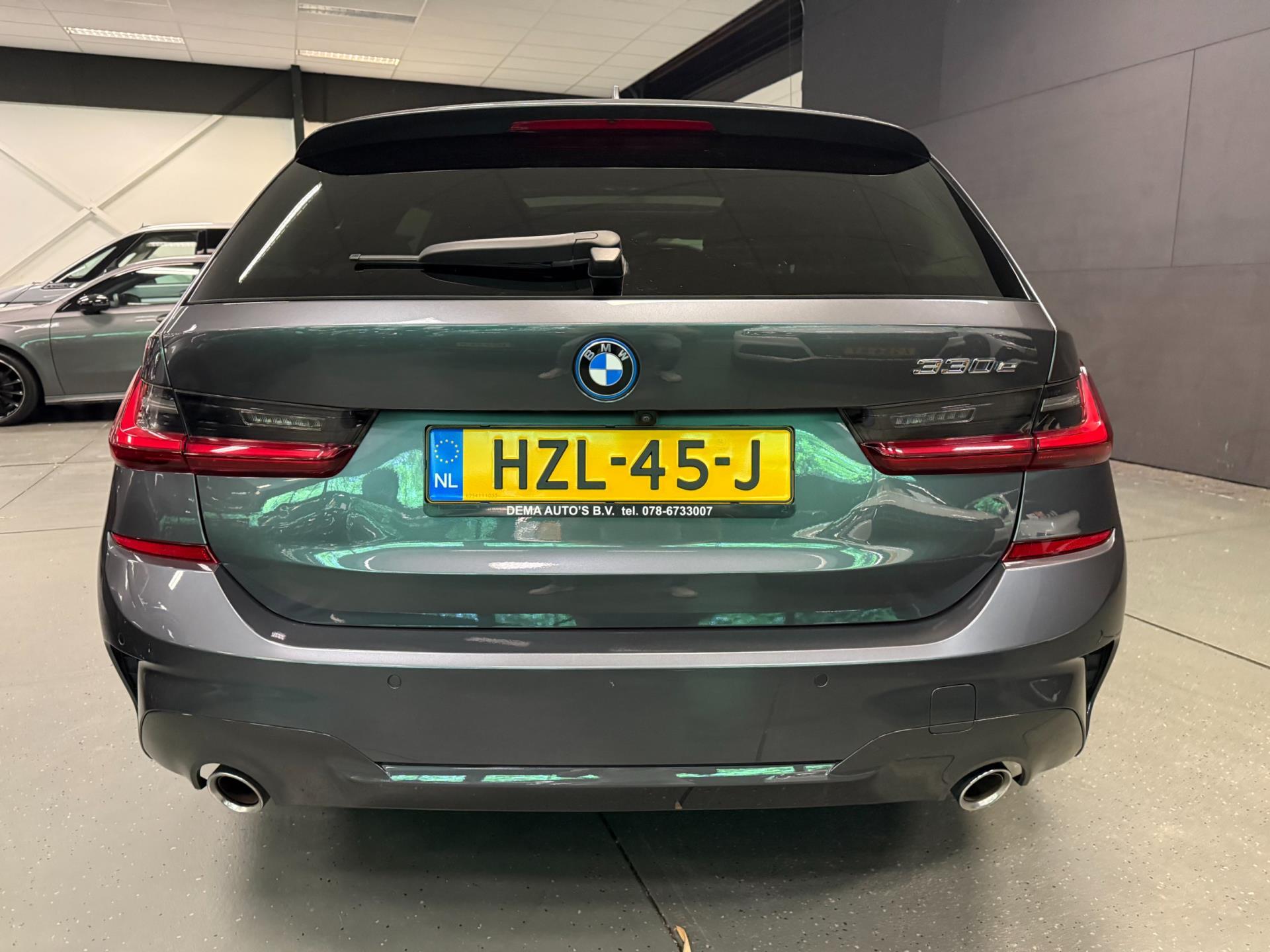 Foto van BMW 330e