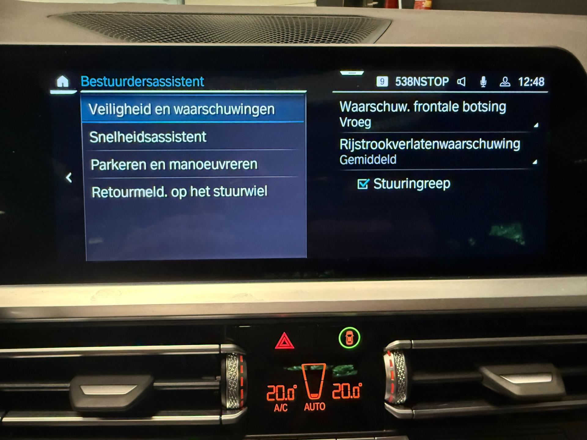 Foto van BMW 330e