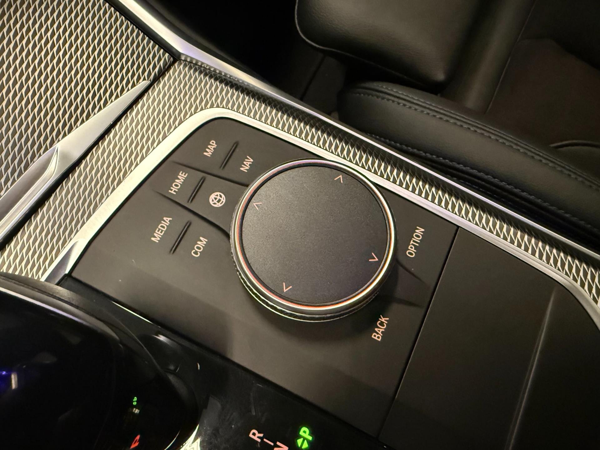 Foto van BMW 330e