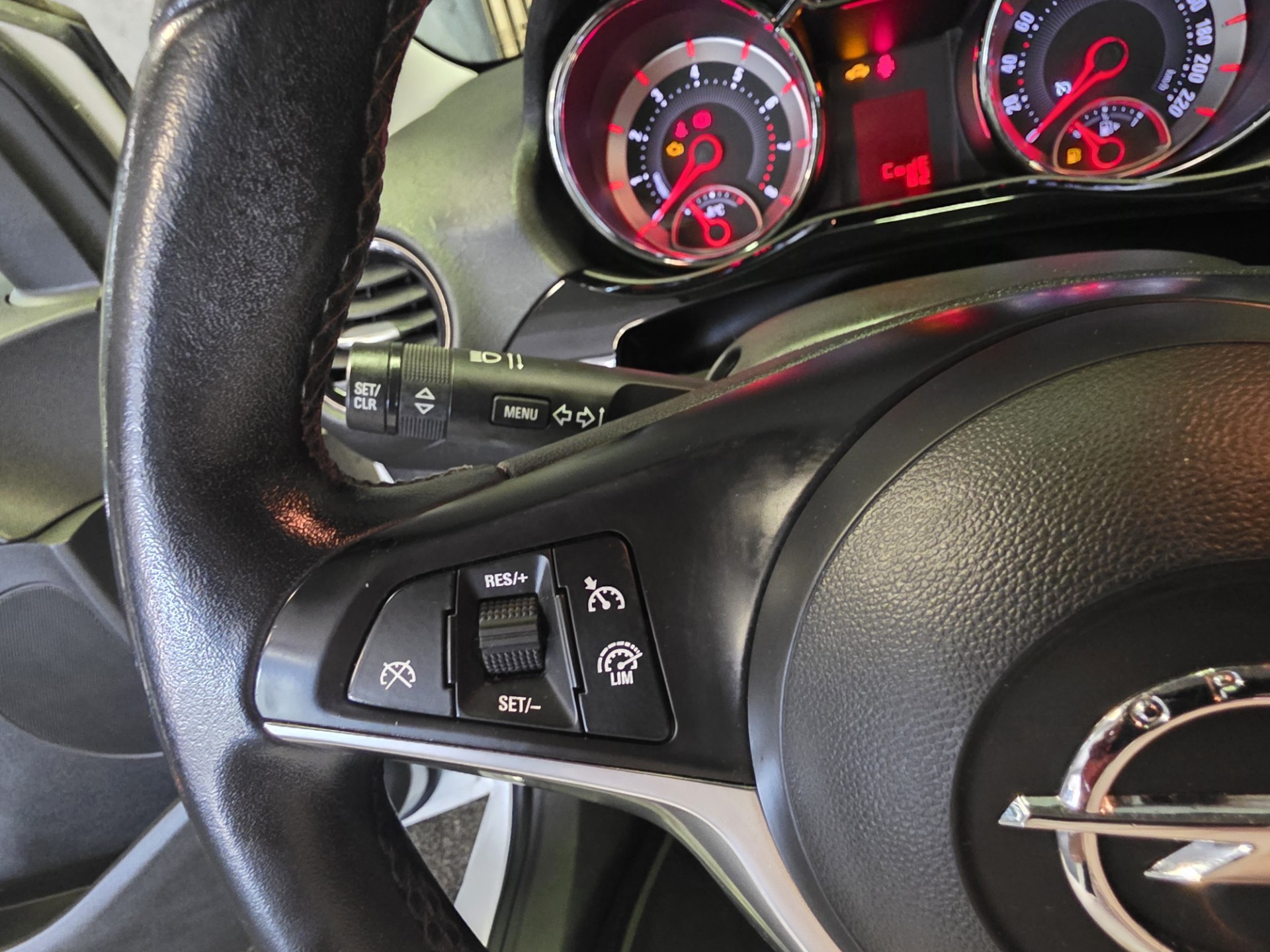 Foto van Opel Adam