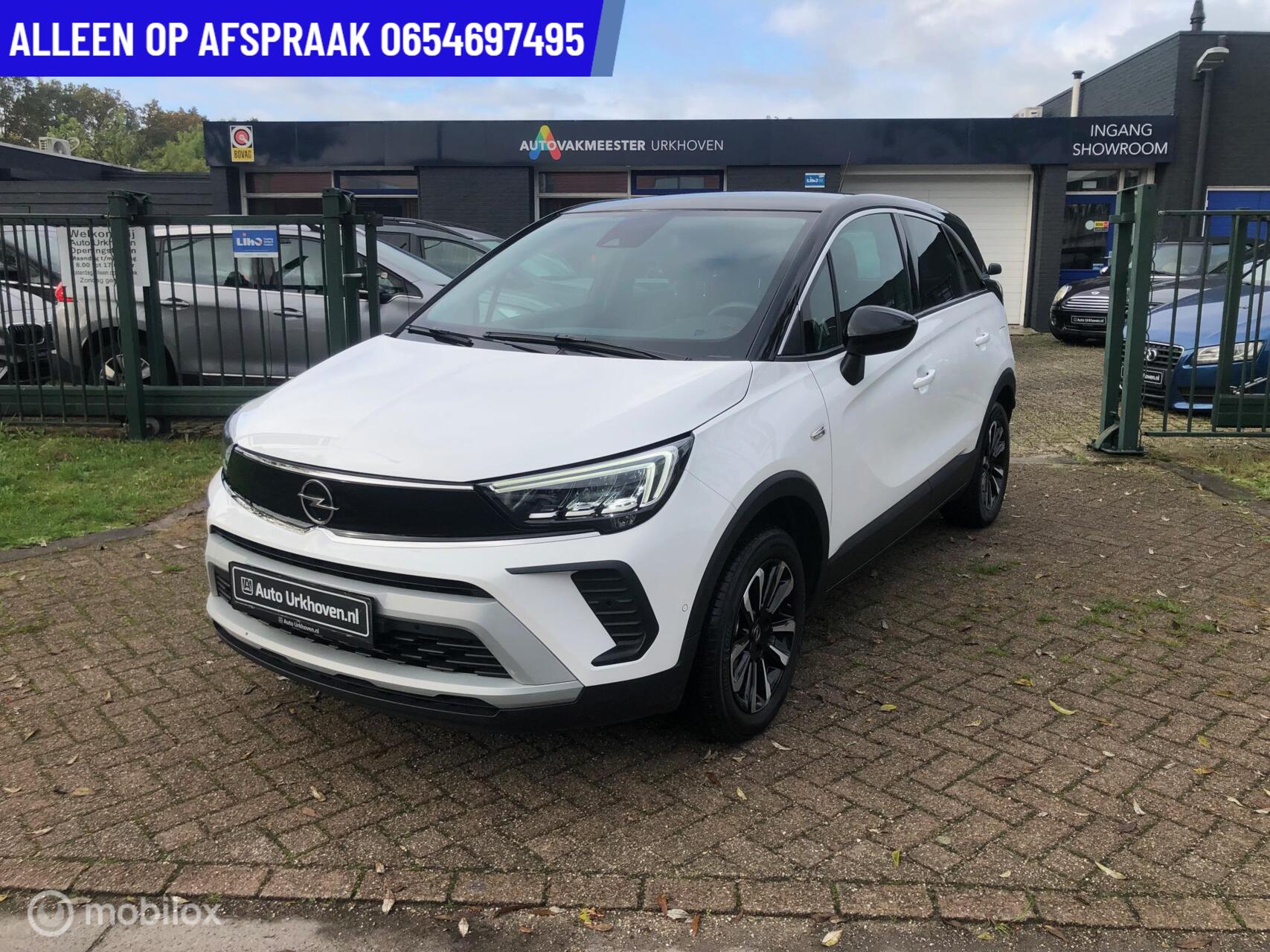 Opel Crossland 1.2 Turbo Elegance 38.DKM ECC NAVI CAM PDC 2024 - voorkant