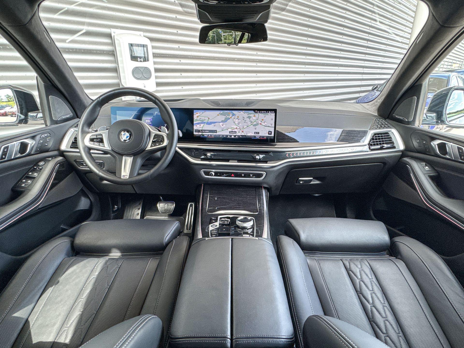 Foto van BMW X7 Xdrive40i