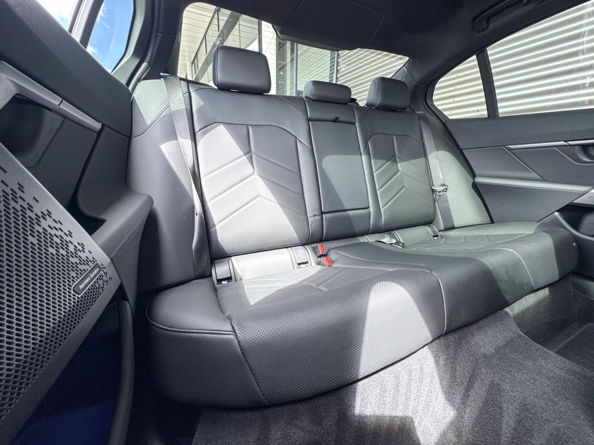 Foto van BMW 550e xDrive
