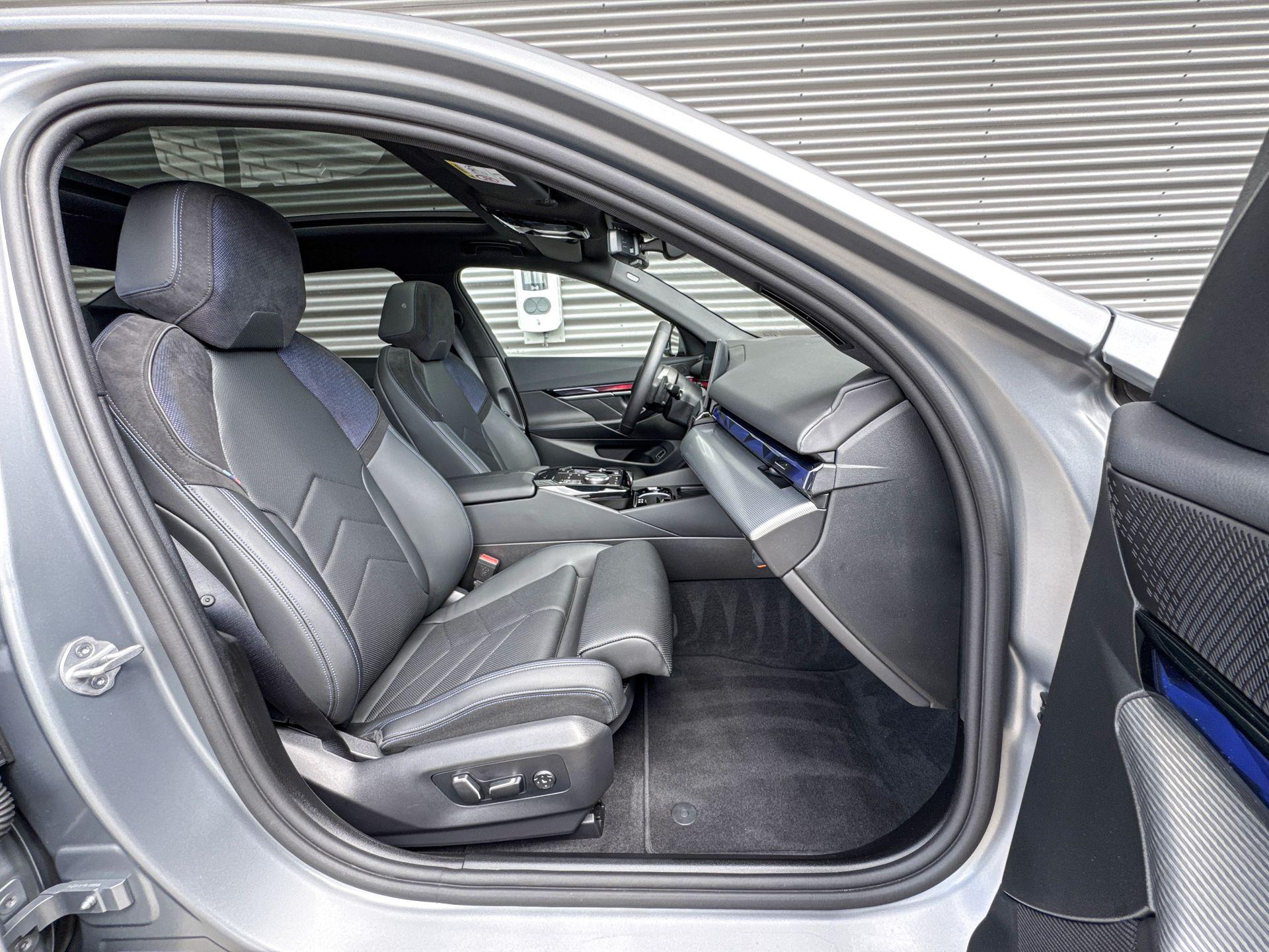 Foto van BMW 550e xDrive