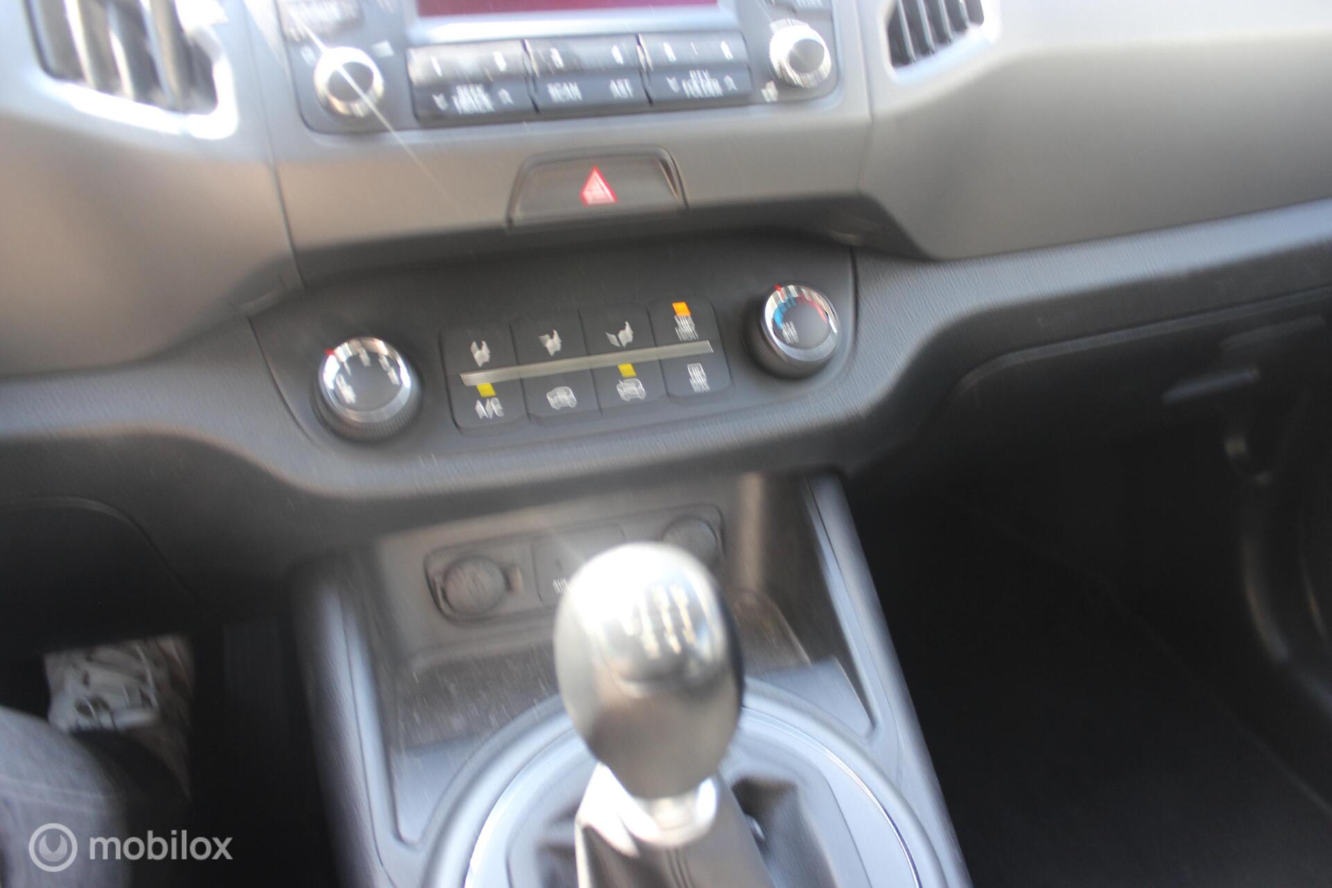 Foto van Kia SLS
