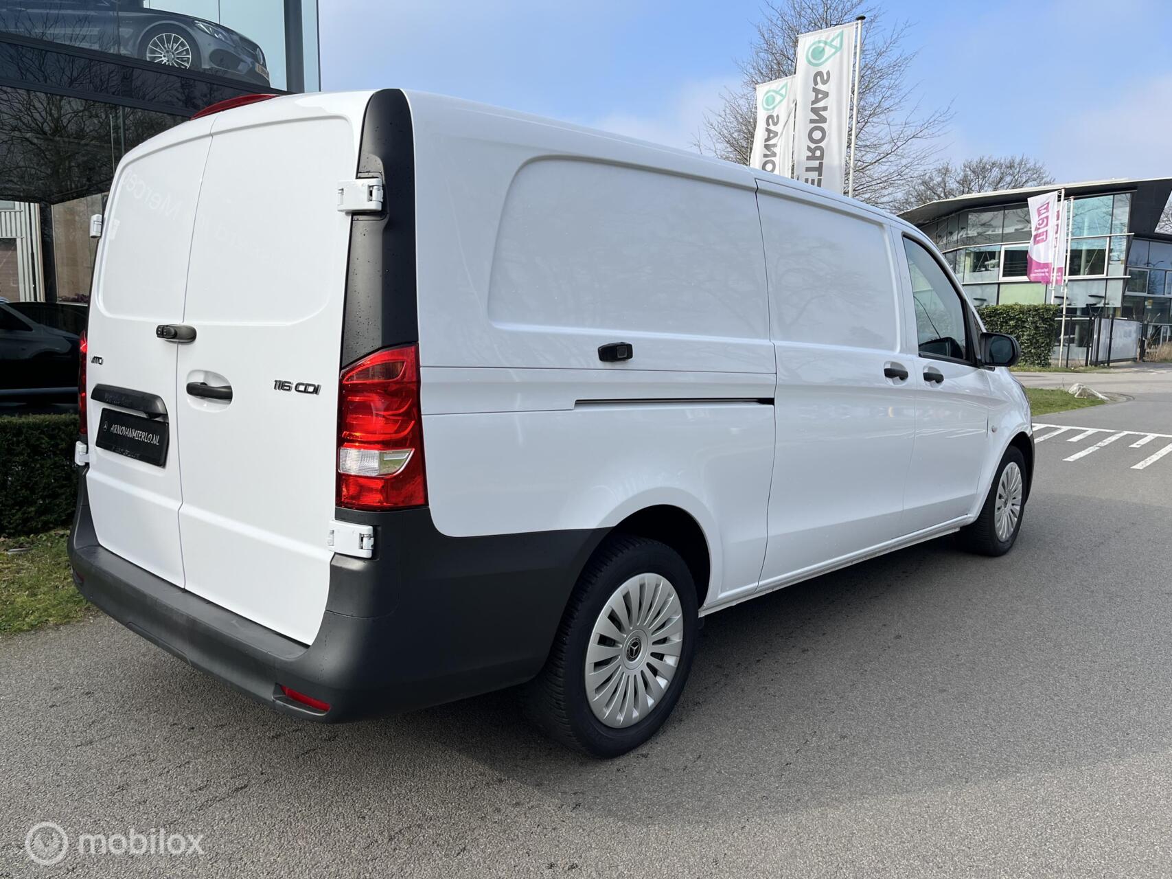 Foto van Mercedes-Benz Vito