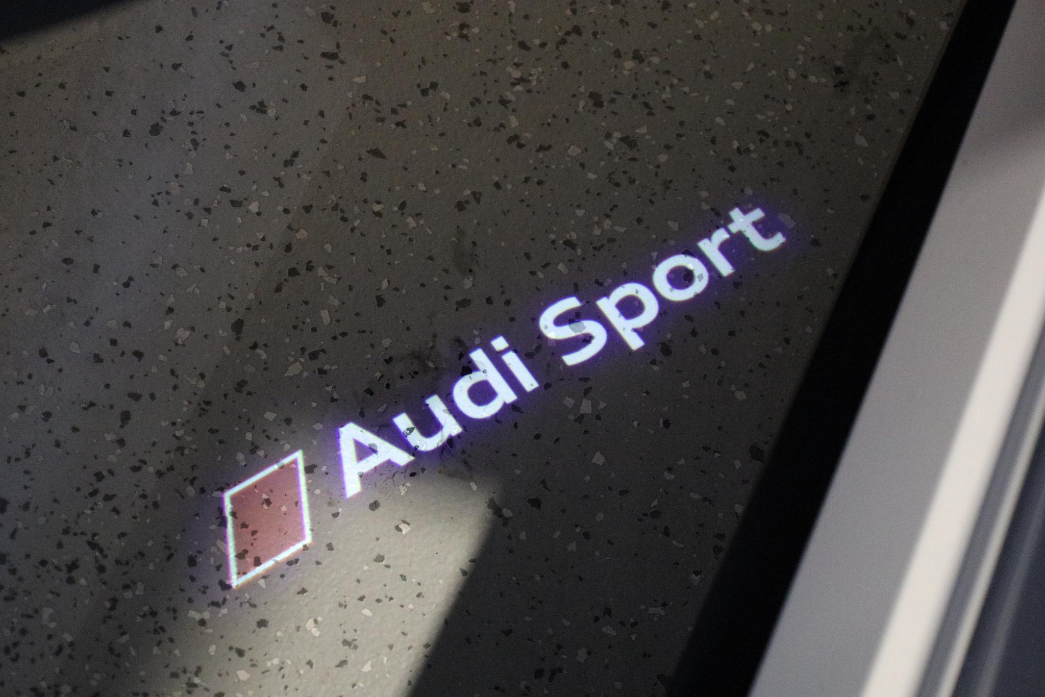 Foto van Audi RS 6 Avant