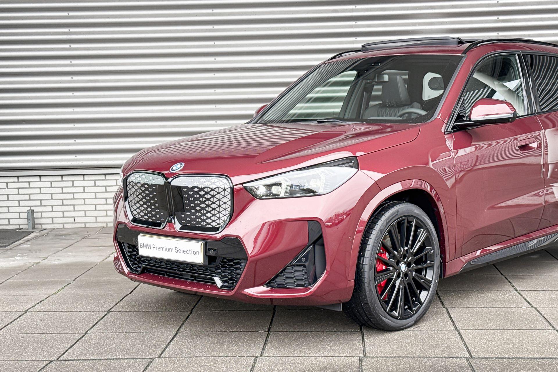 Foto van BMW Ix1 Edrive20