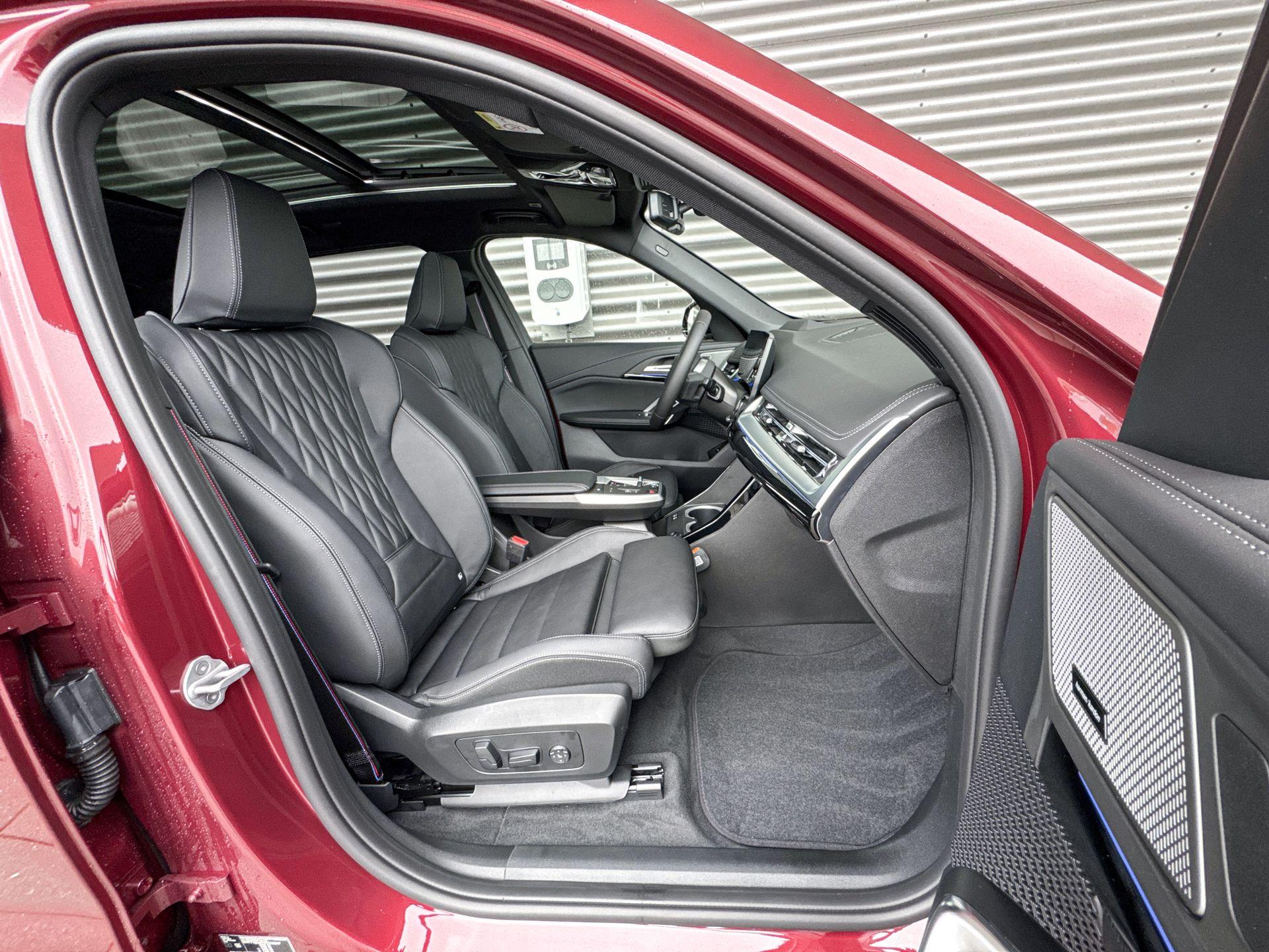 Foto van BMW Ix1 Edrive20