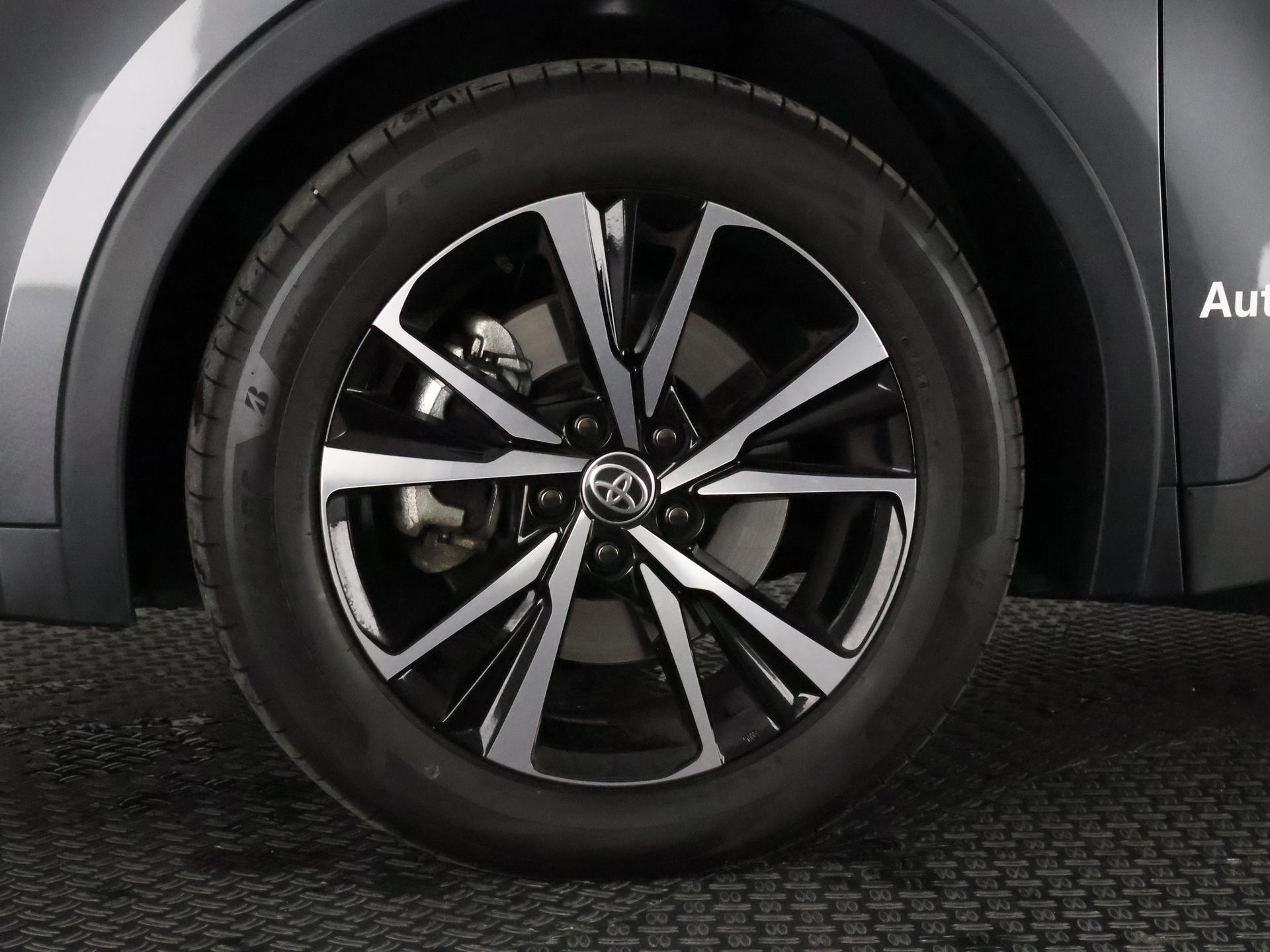 Foto van Toyota Toyota C-hr