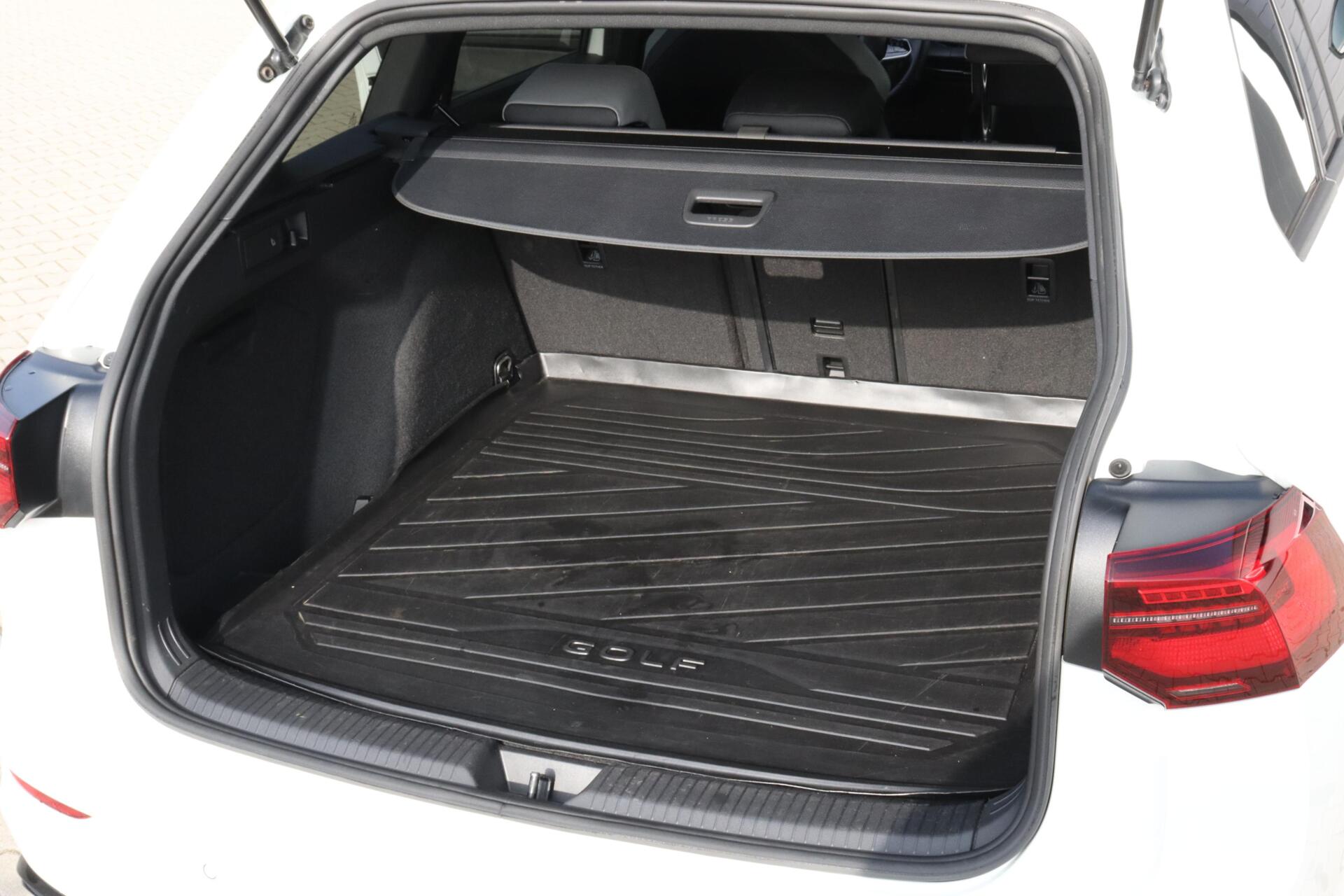 Foto van Volkswagen Golf Variant