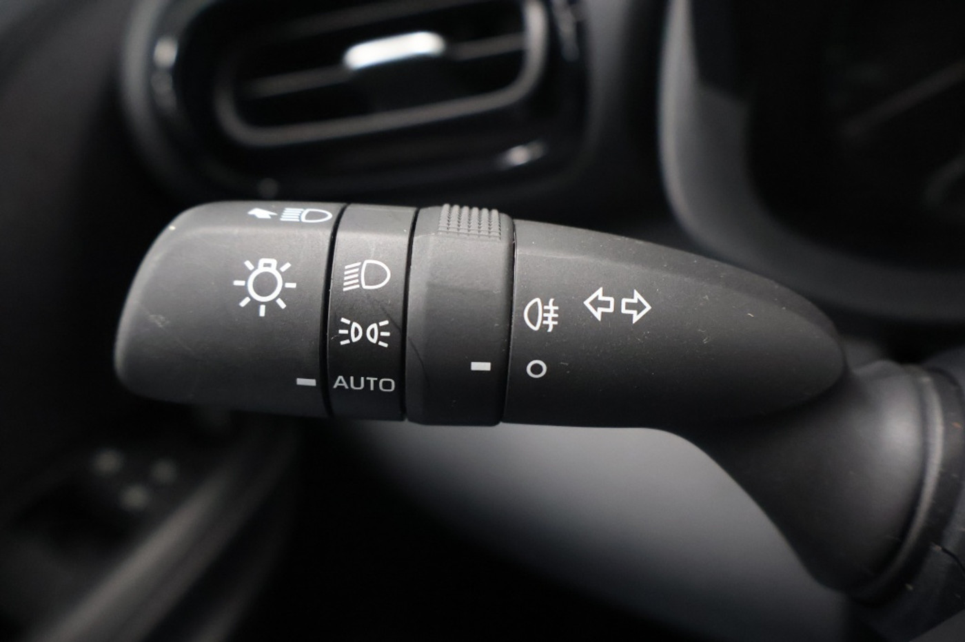 Foto van Mazda Mazda2 Hybrid