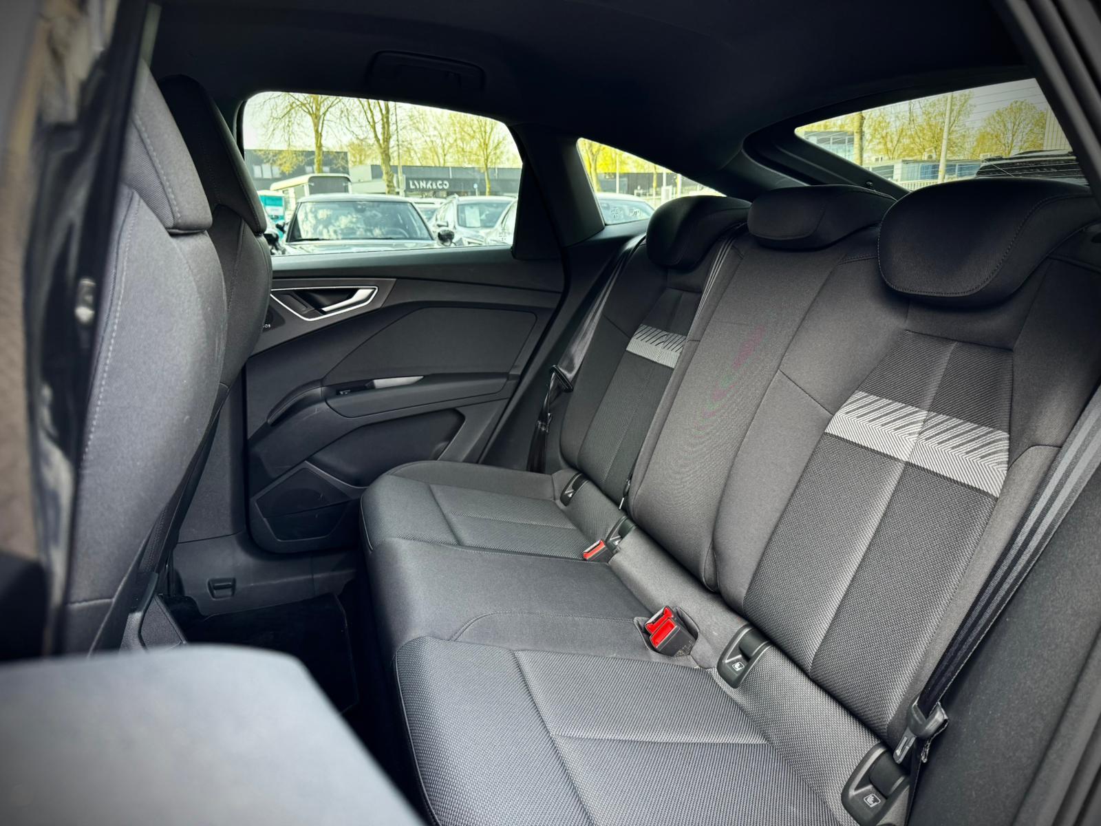 Foto van Audi Q4 Sportback E-tron