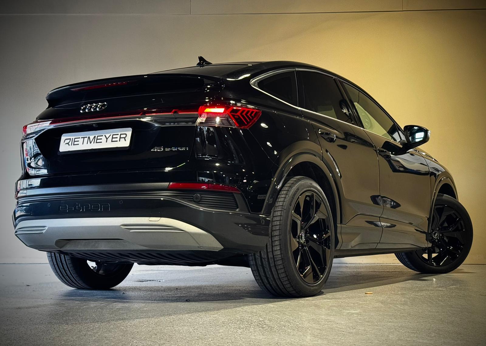 Foto van Audi Q4 Sportback E-tron