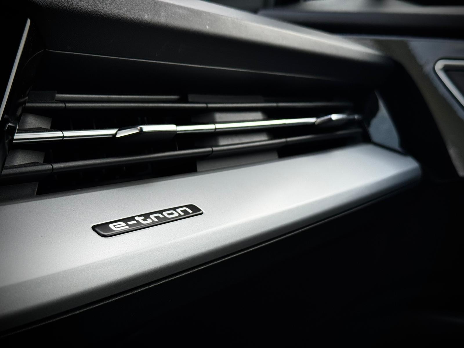 Foto van Audi Q4 Sportback E-tron
