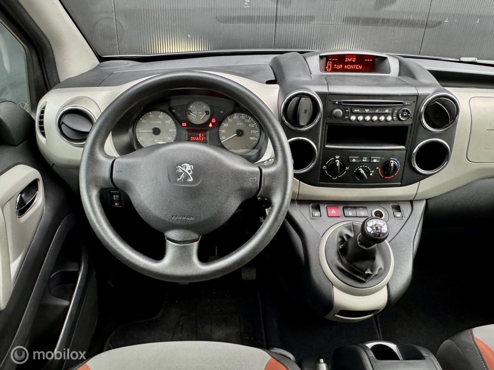 Foto van Peugeot Partner Tepee