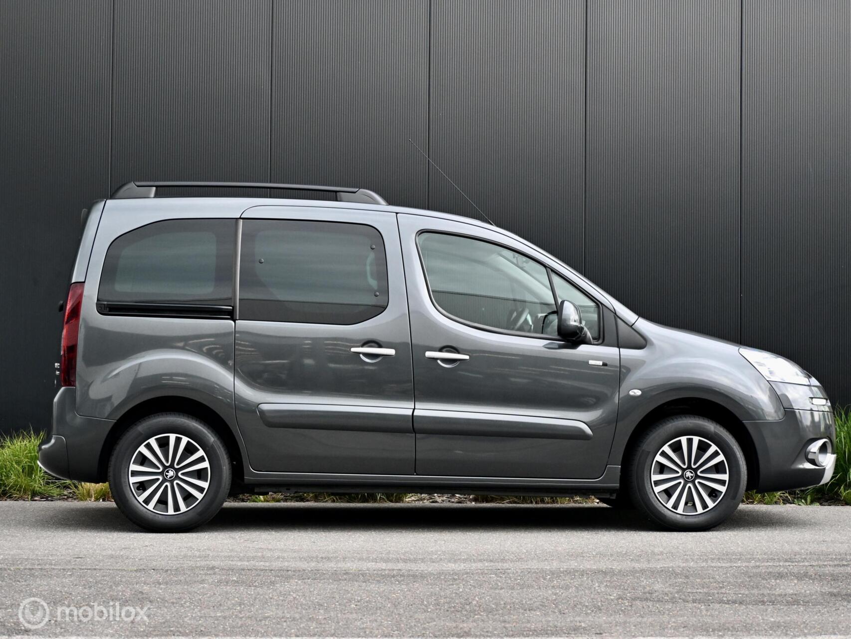 Foto van Peugeot Partner Tepee