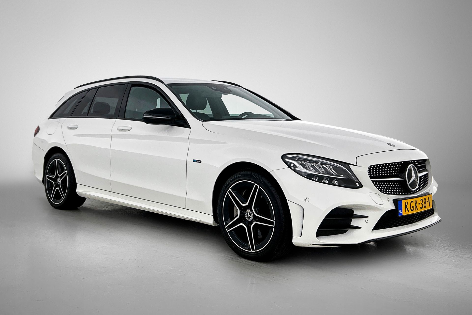 Foto van Mercedes-Benz C 300 E