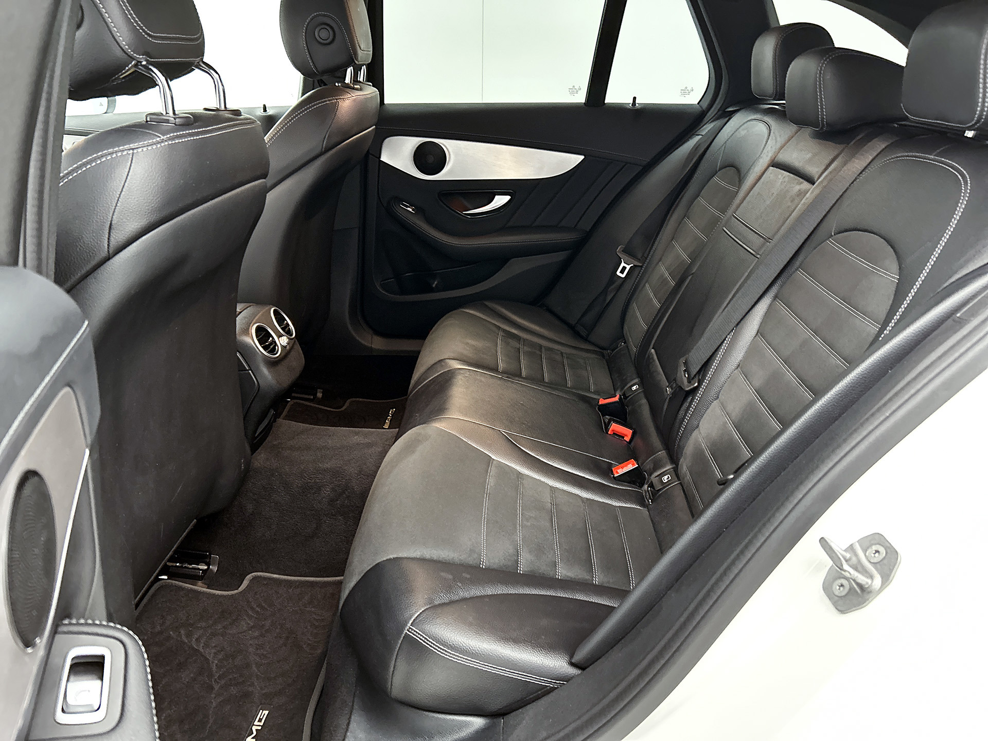 Foto van Mercedes-Benz C 300 E