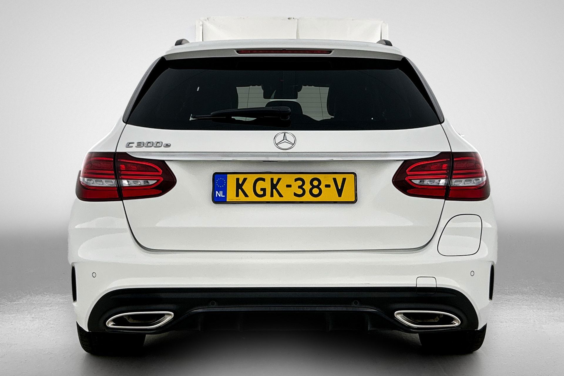 Foto van Mercedes-Benz C 300 E