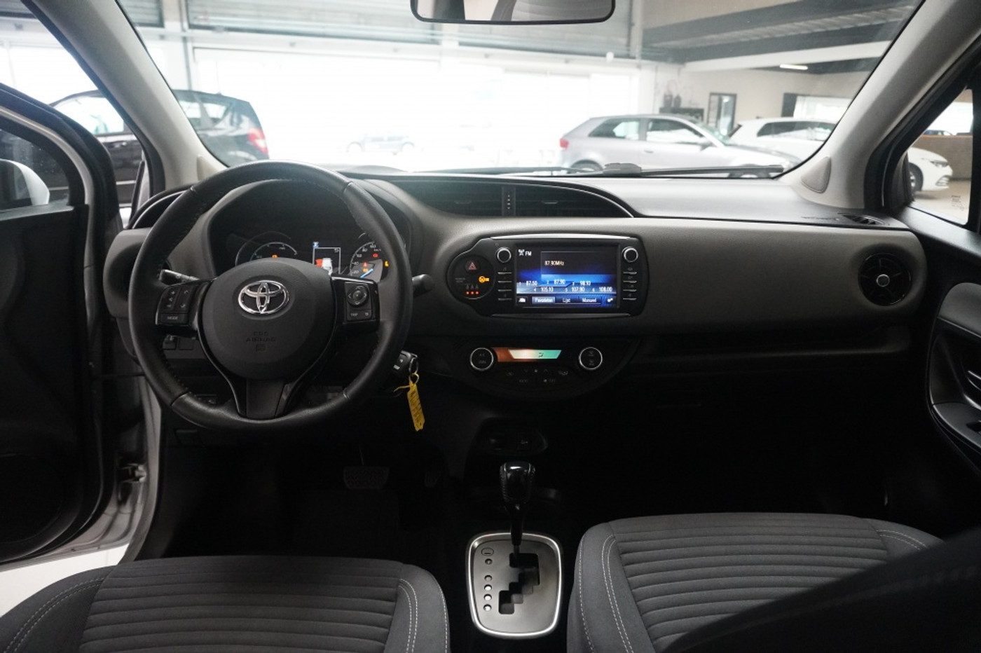 Foto van Toyota Toyota Yaris Hybrid