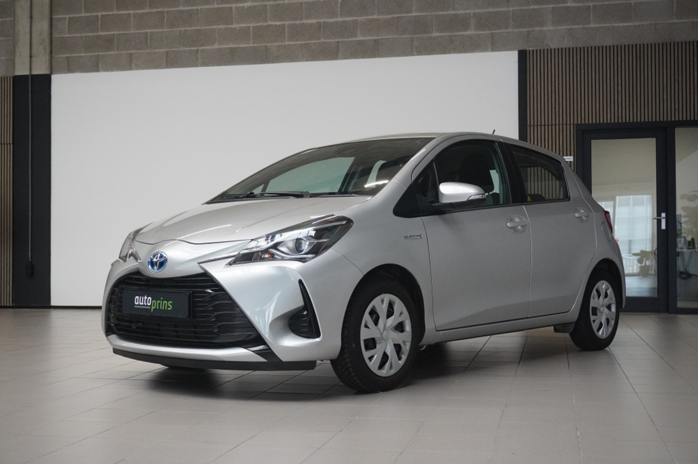 Foto van Toyota Toyota Yaris Hybrid