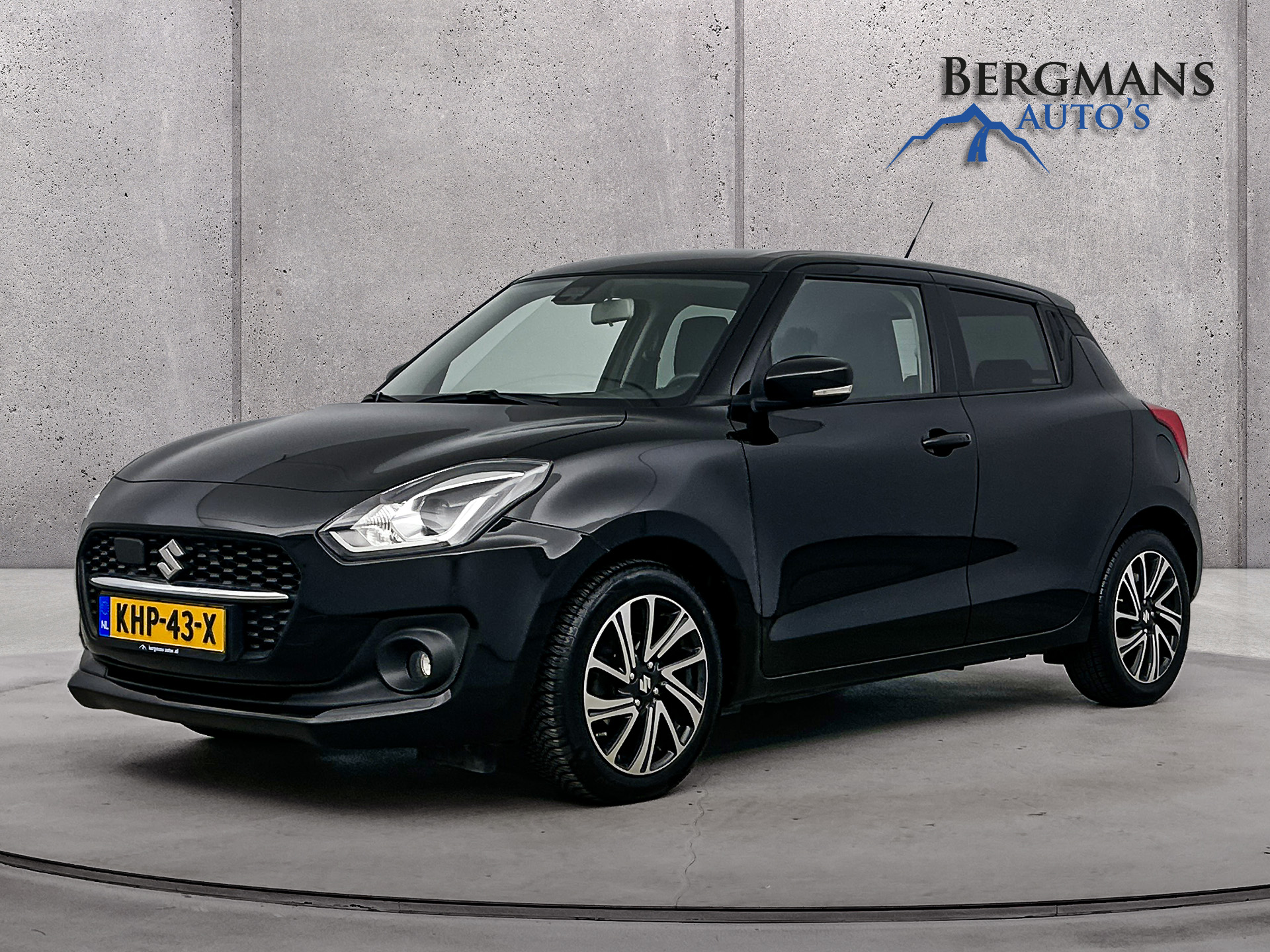 Suzuki Swift - 1.2 Style Smart Hybrid 2022 - voorkant