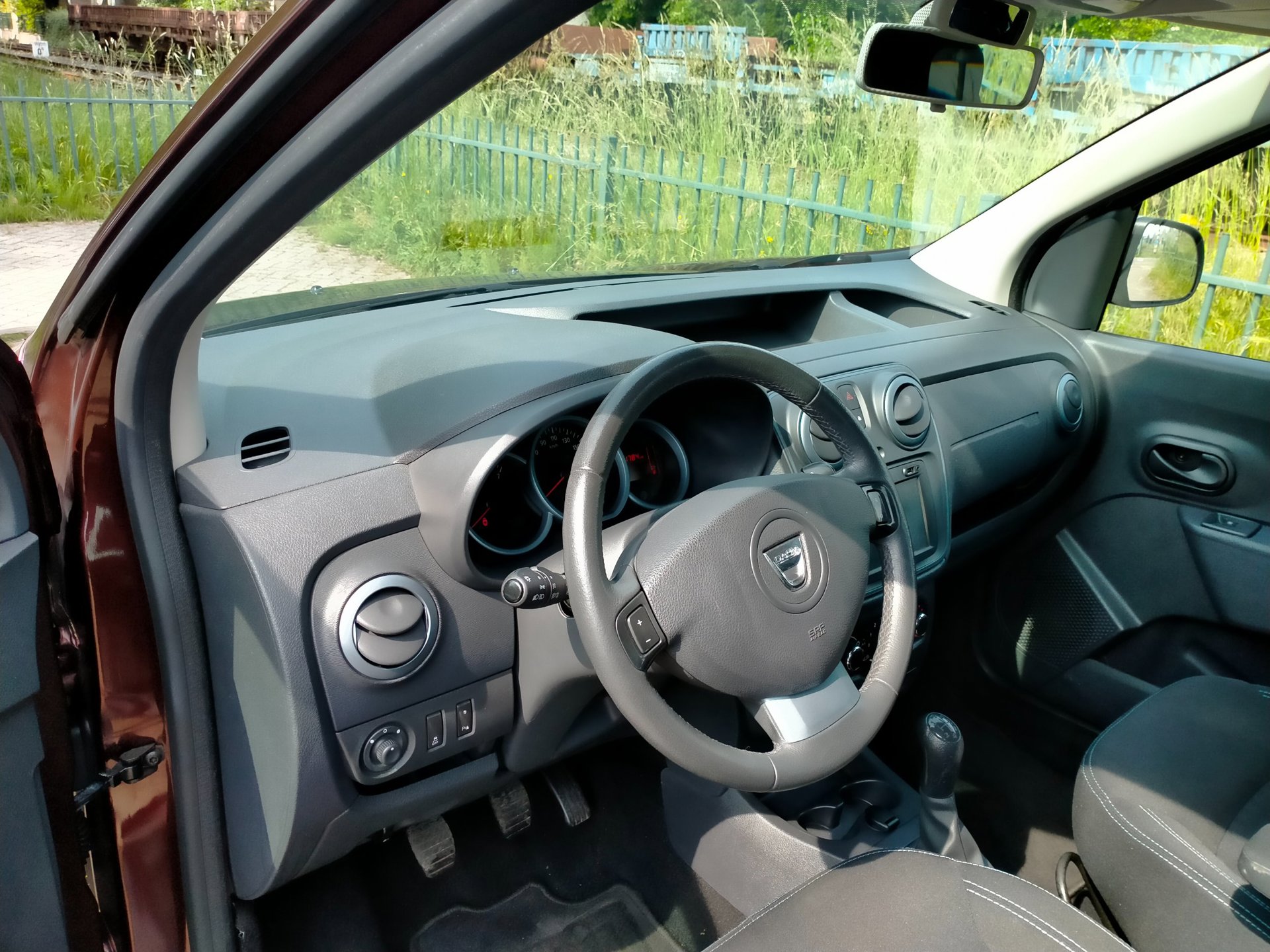 Foto van Dacia Dokker