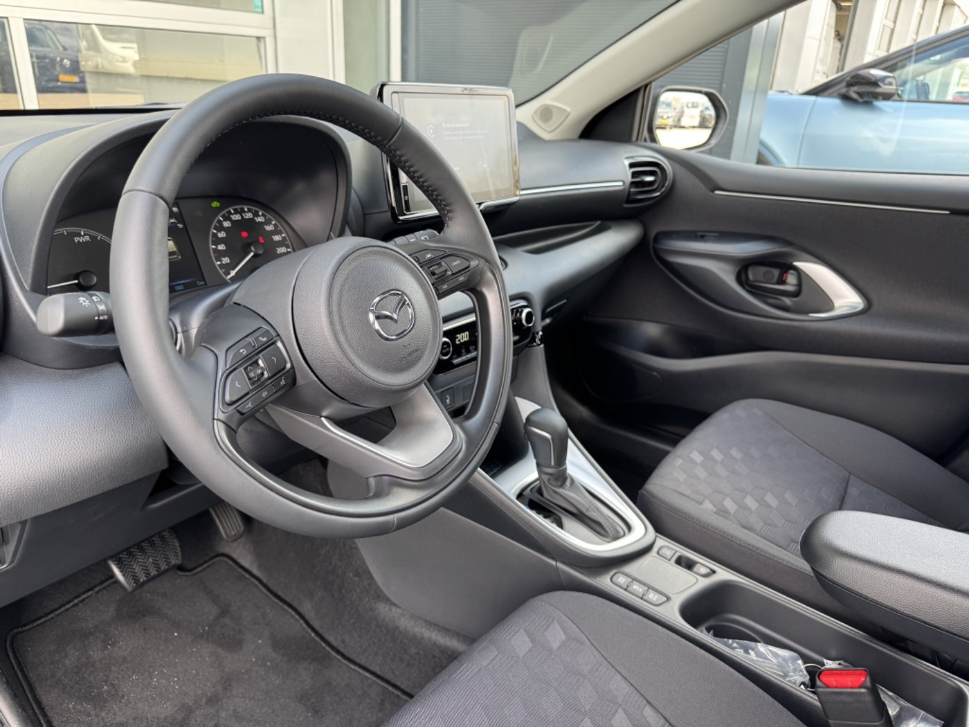 Foto van Mazda Mazda2 Hybrid