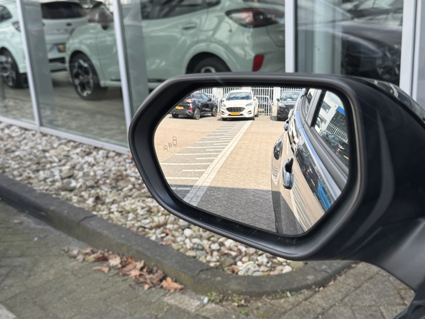 Foto van Mazda Mazda2 Hybrid